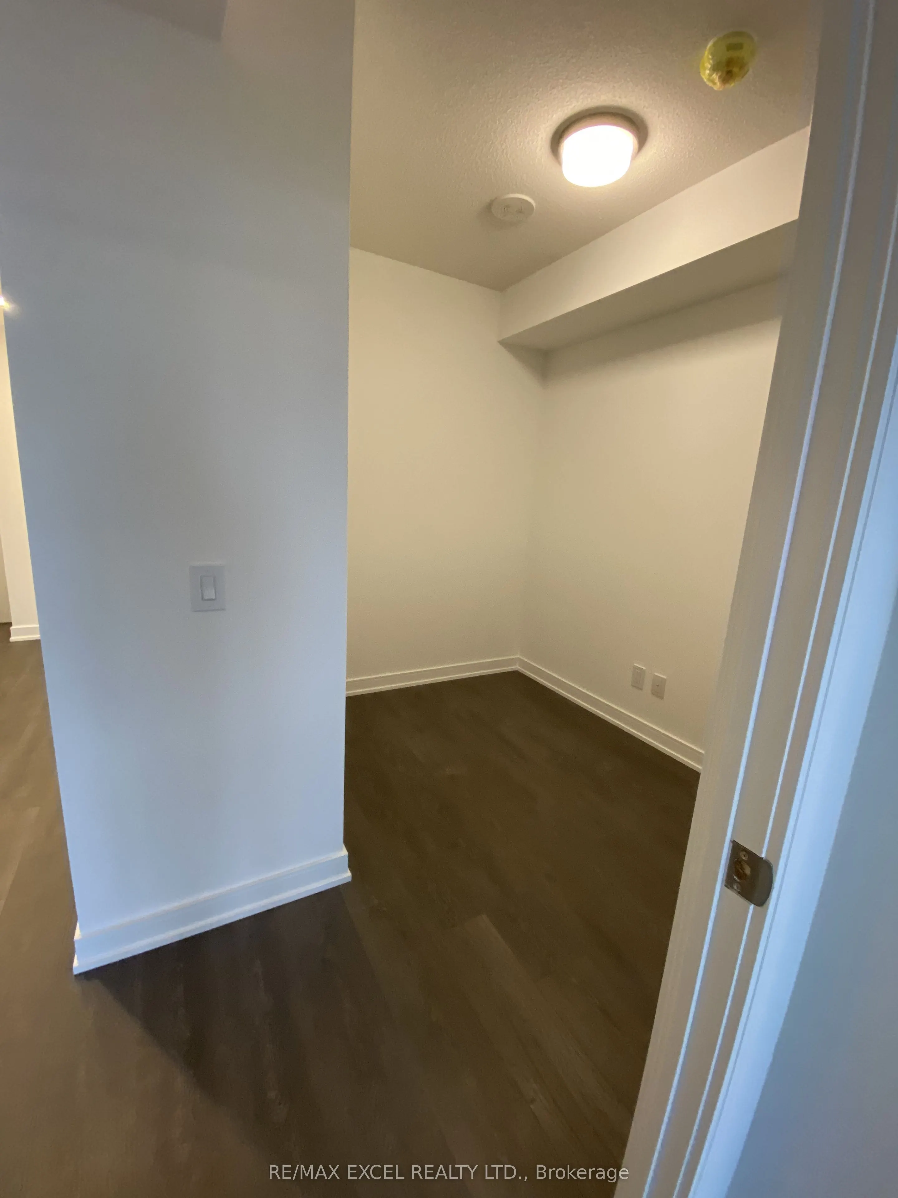 30 Samuel Wood Way #2201
