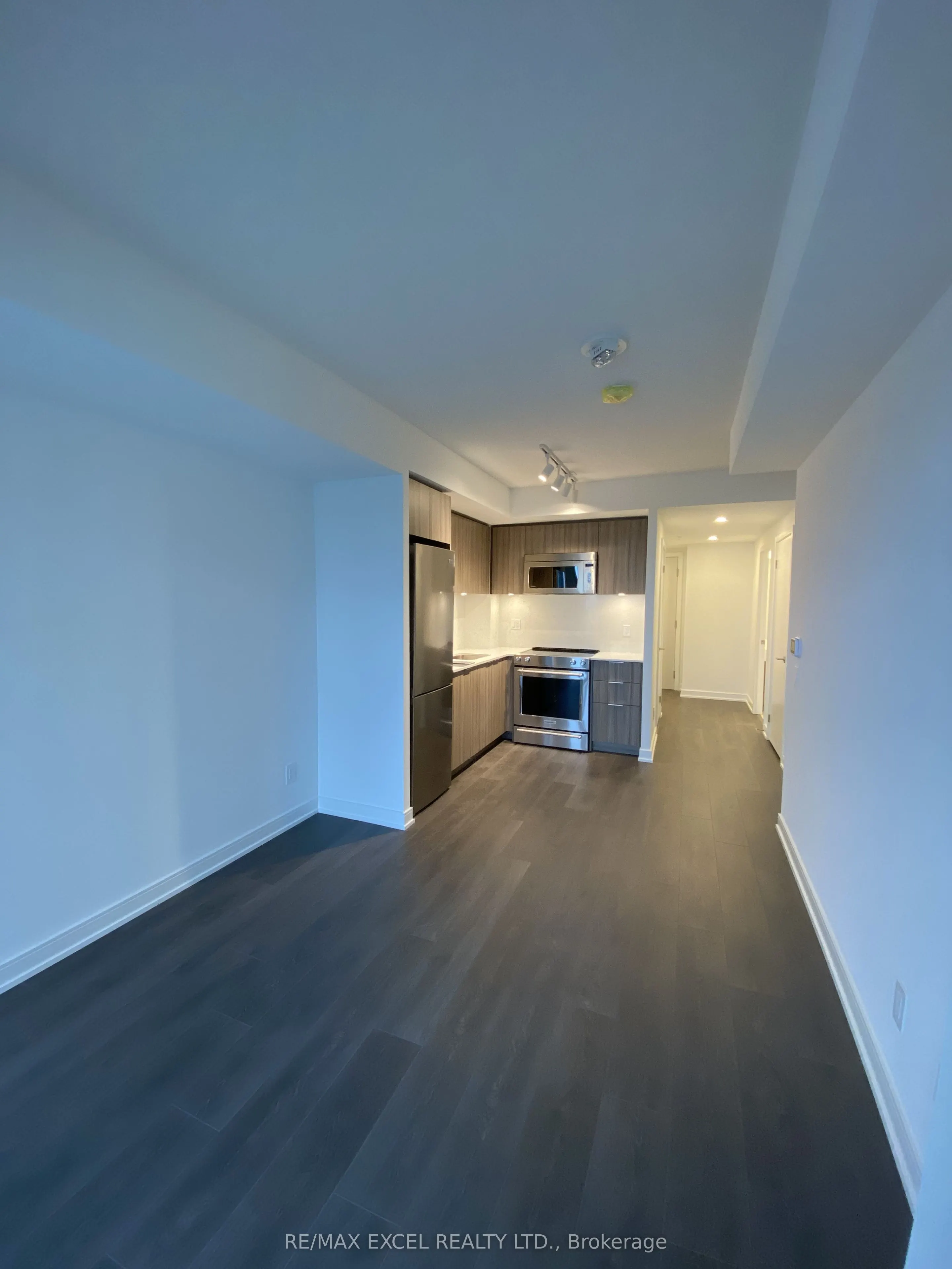 30 Samuel Wood Way #2201