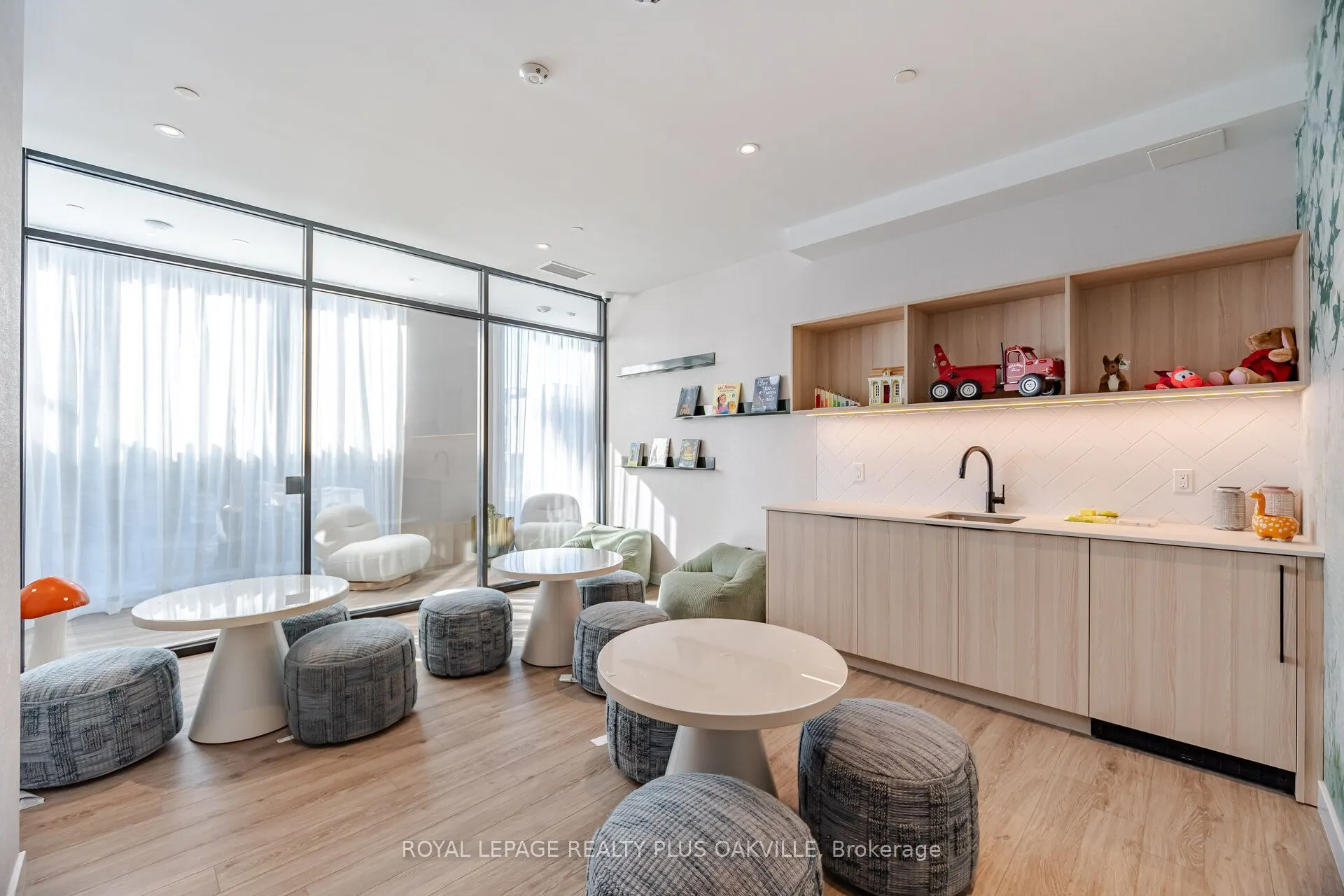3079 Trafalgar Road #1509