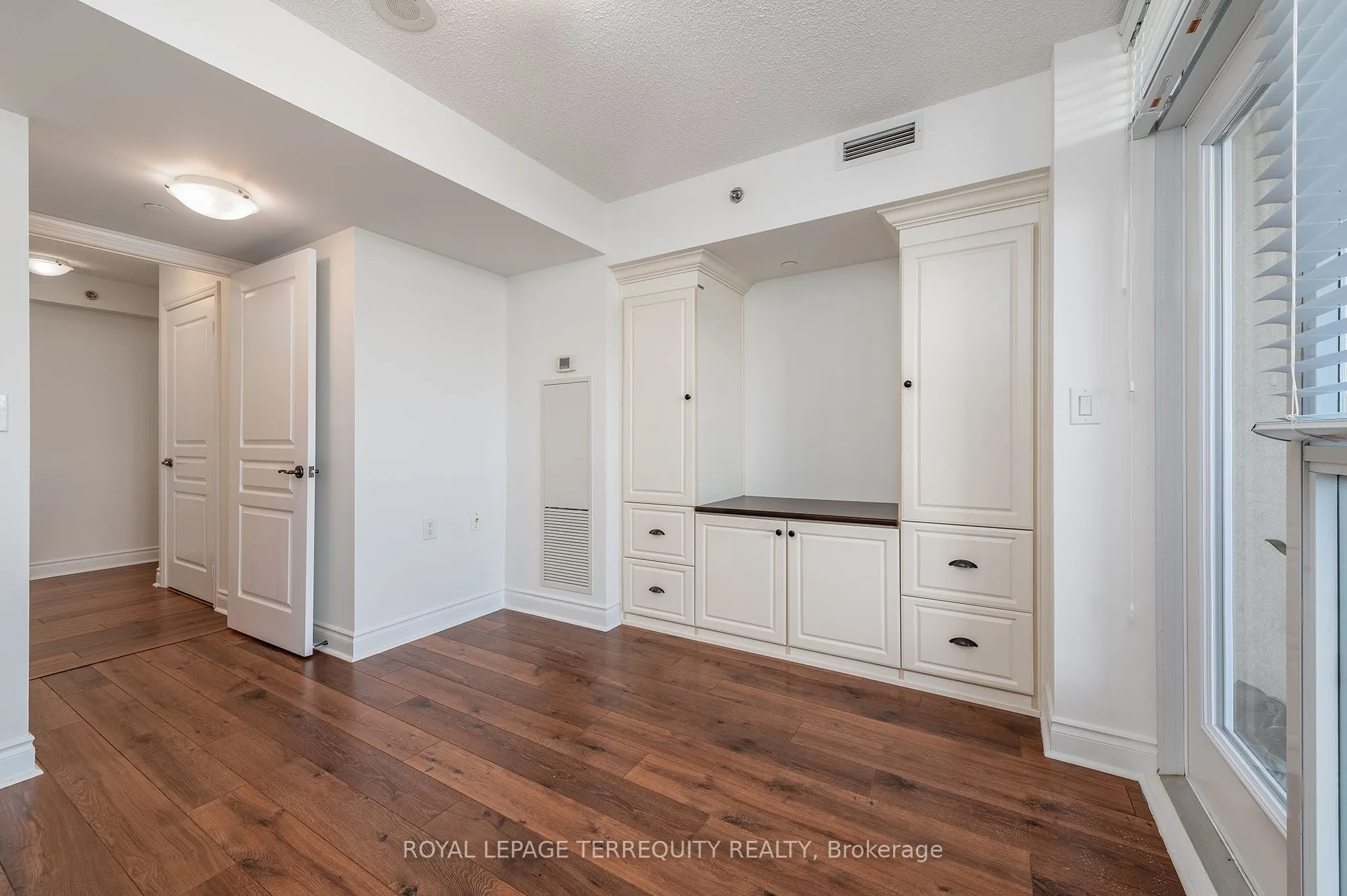 3 Marine Parade Drive #506