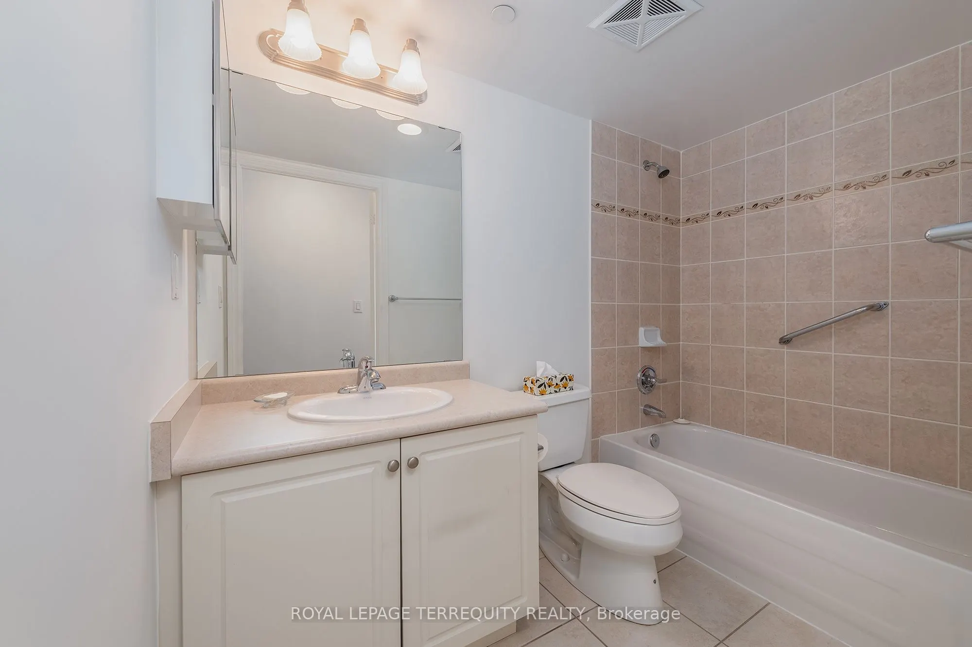 3 Marine Parade Drive #506