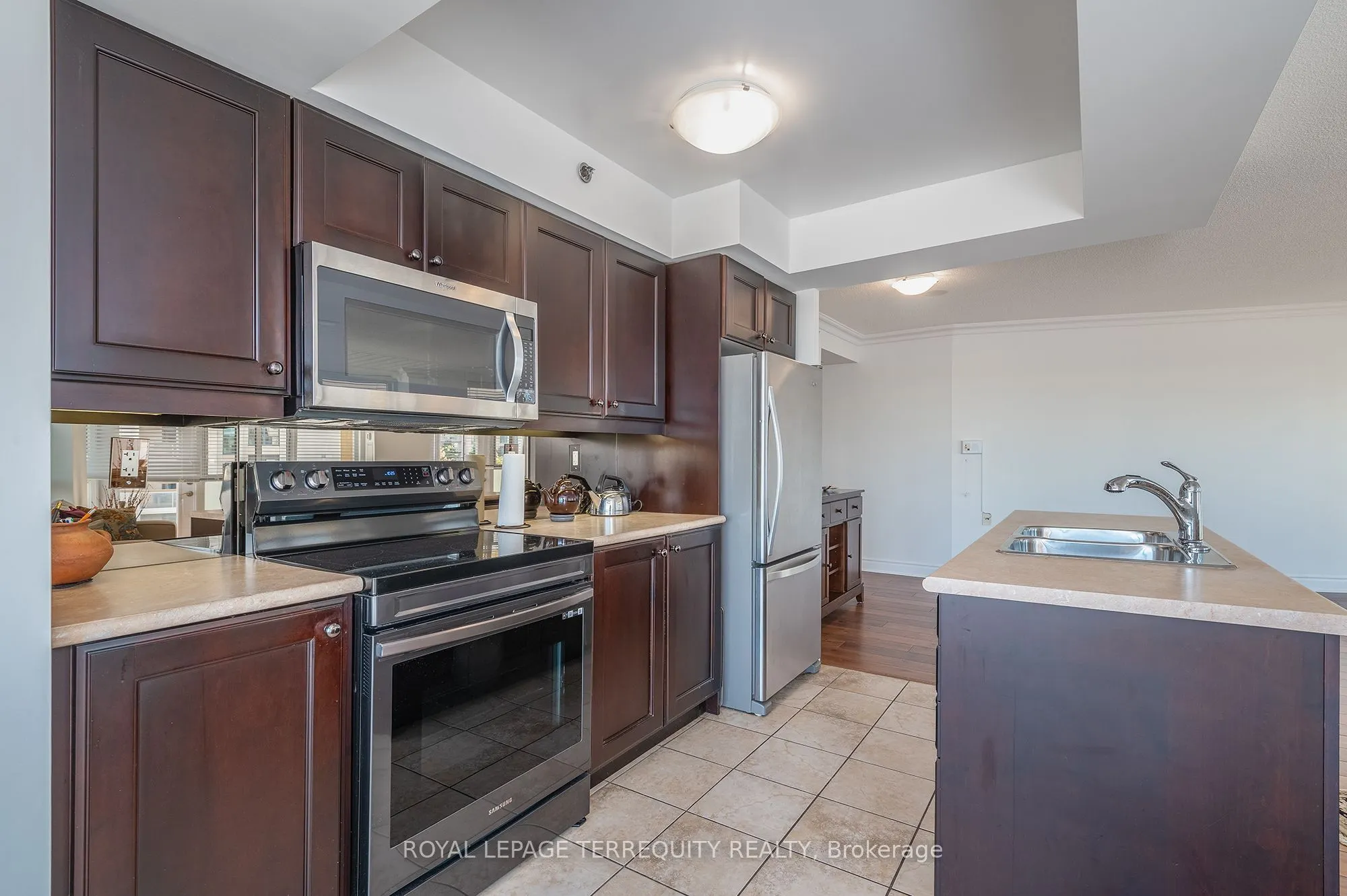 3 Marine Parade Drive #506