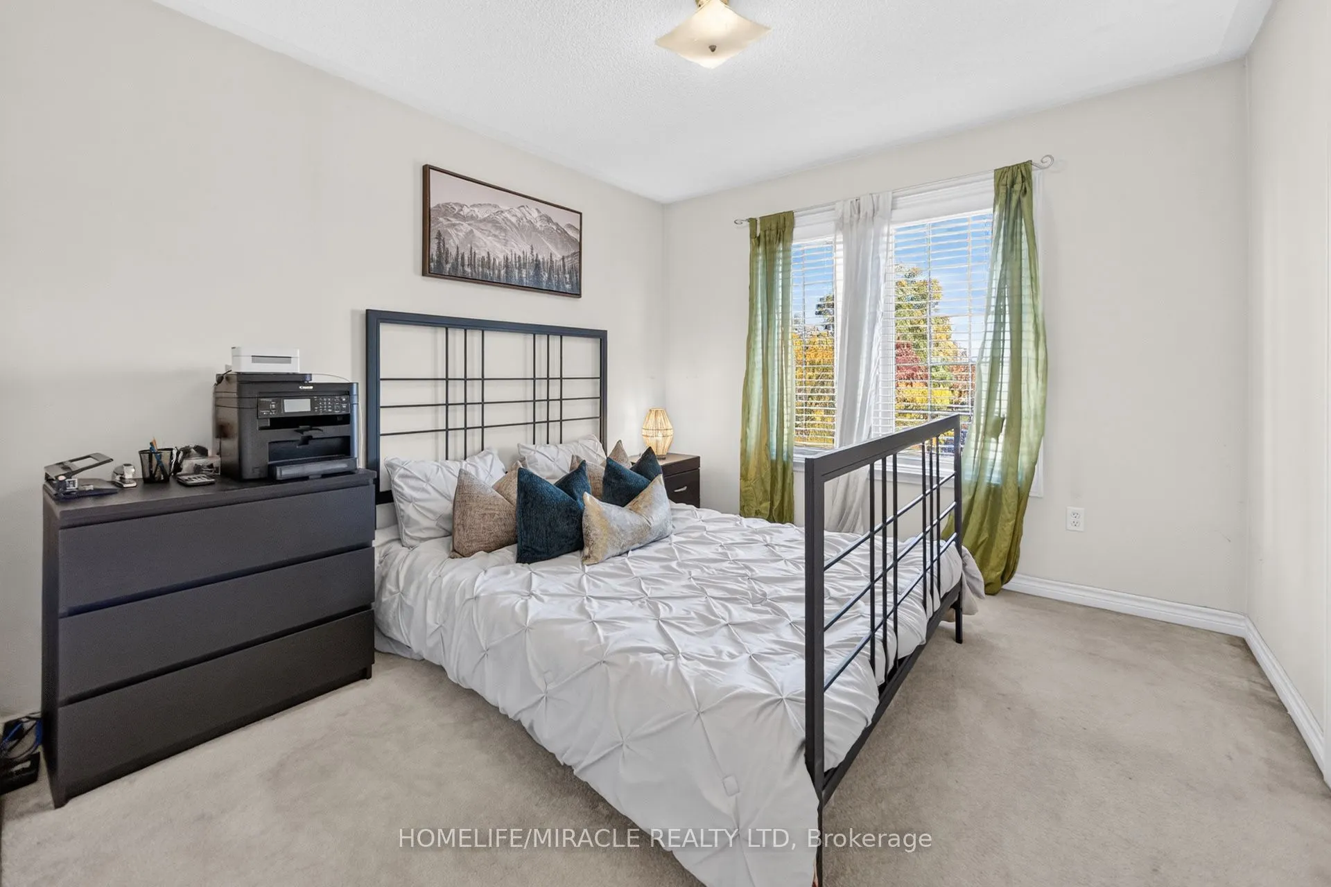 58 Sir Jacobs Crescent