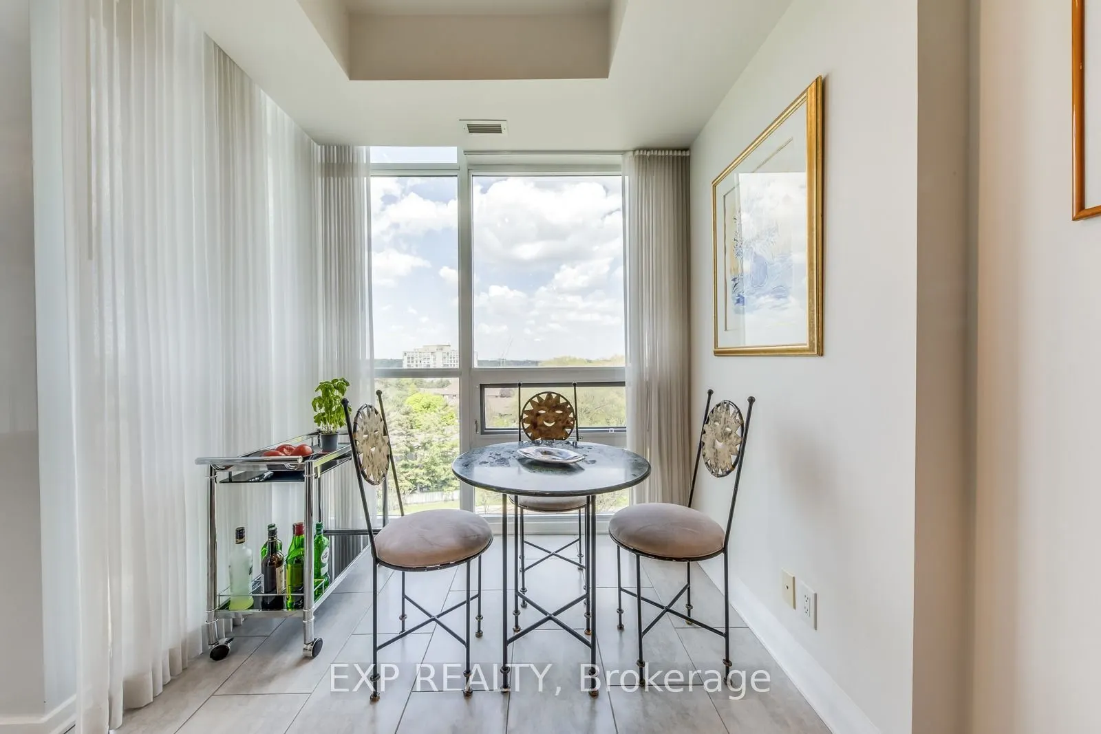 1055 Southdown Road #905