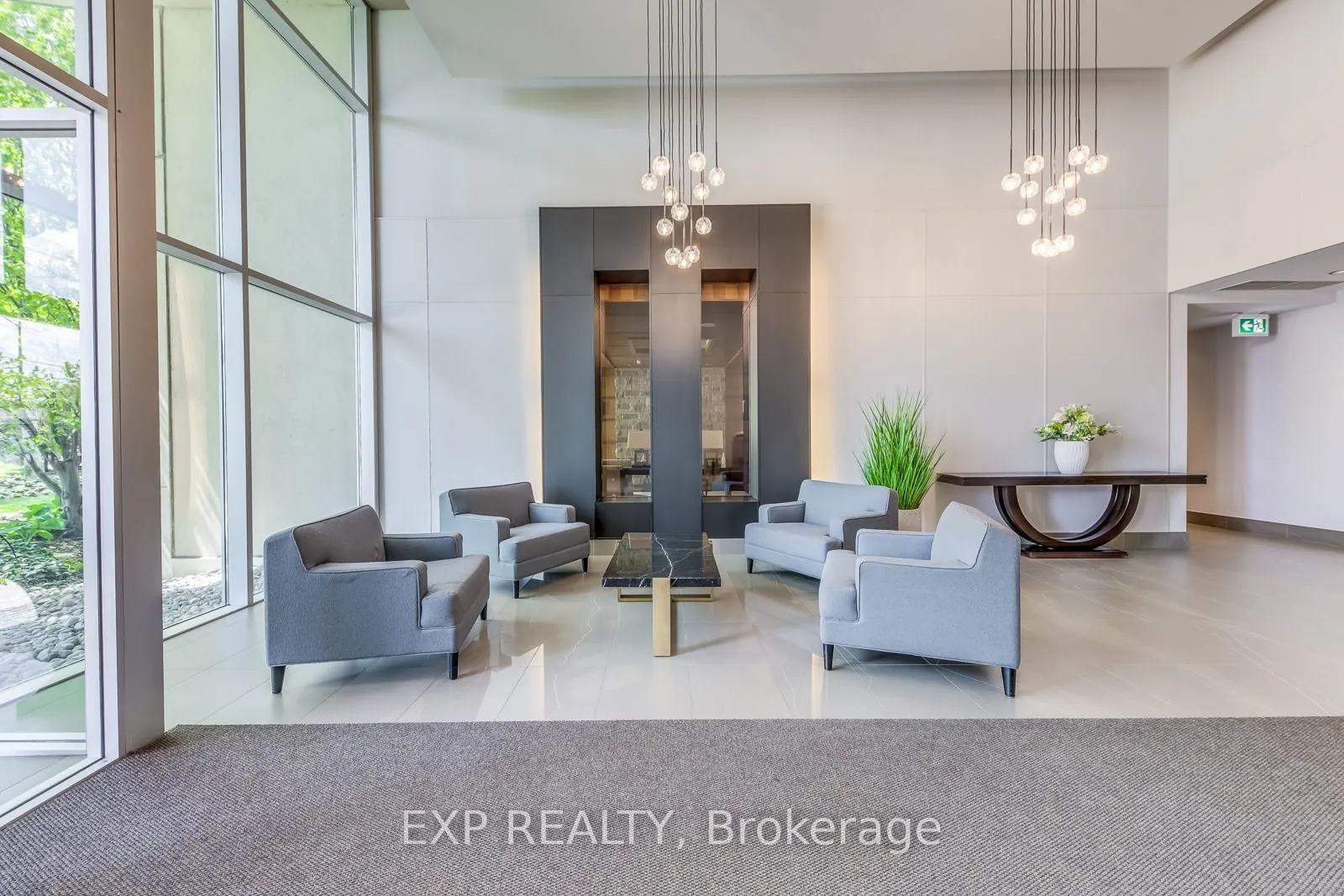 1055 Southdown Road #905