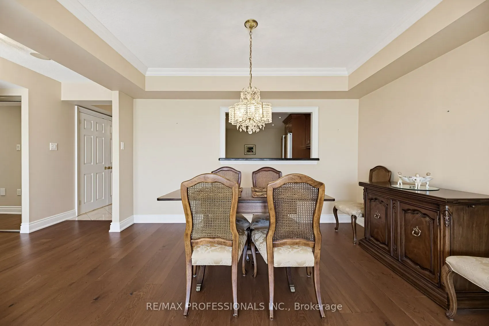 1271 Walden Circle #304