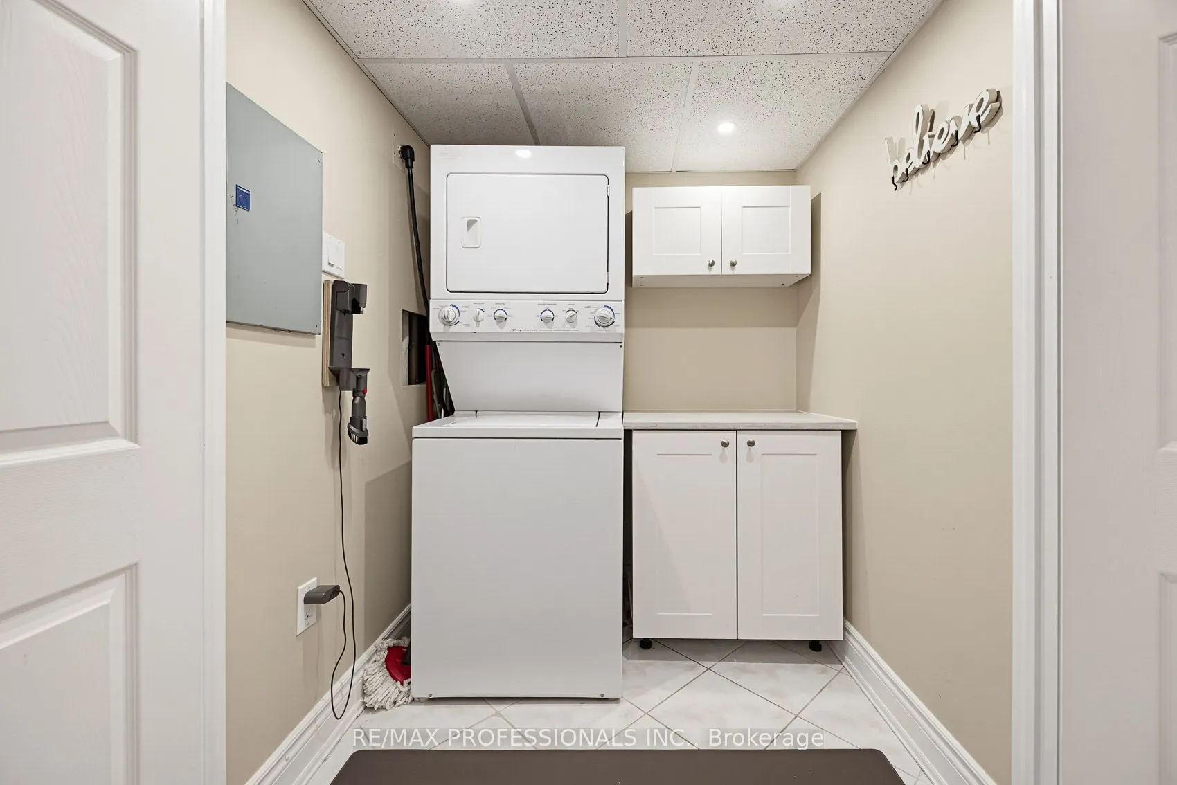 1271 Walden Circle #304