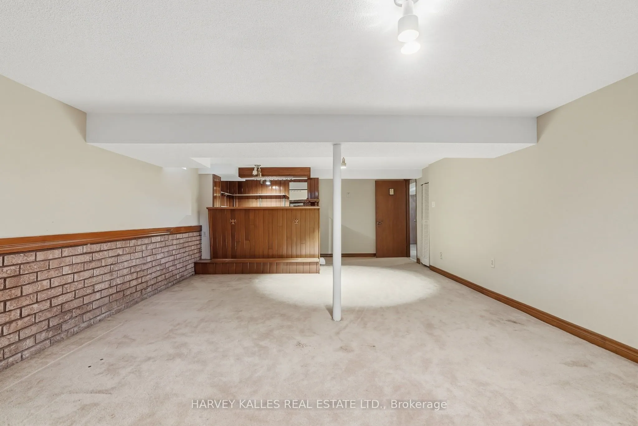 4222 Angeloni Drive