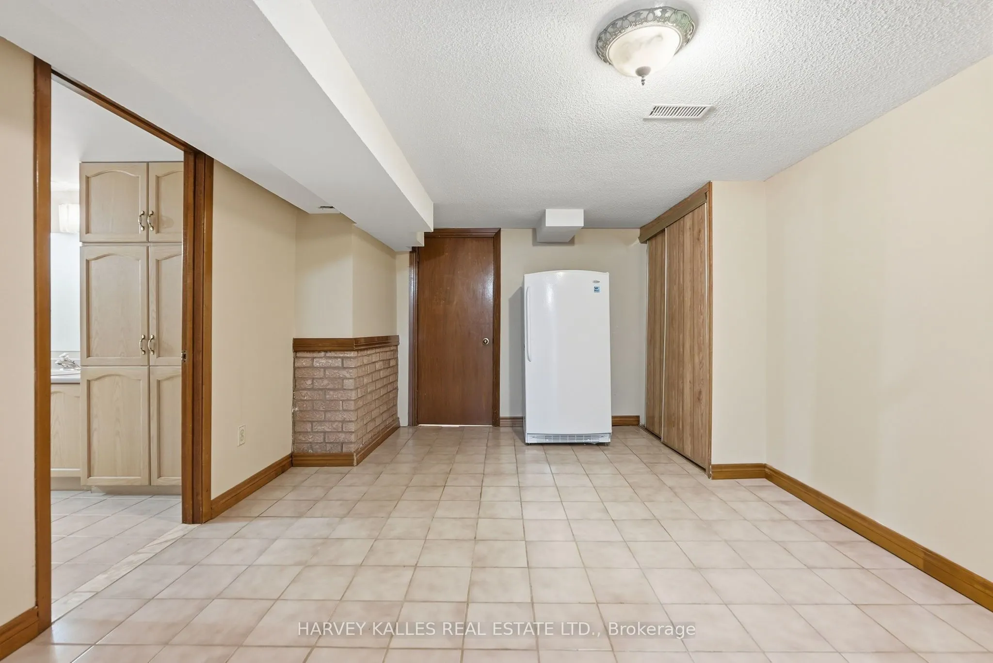 4222 Angeloni Drive