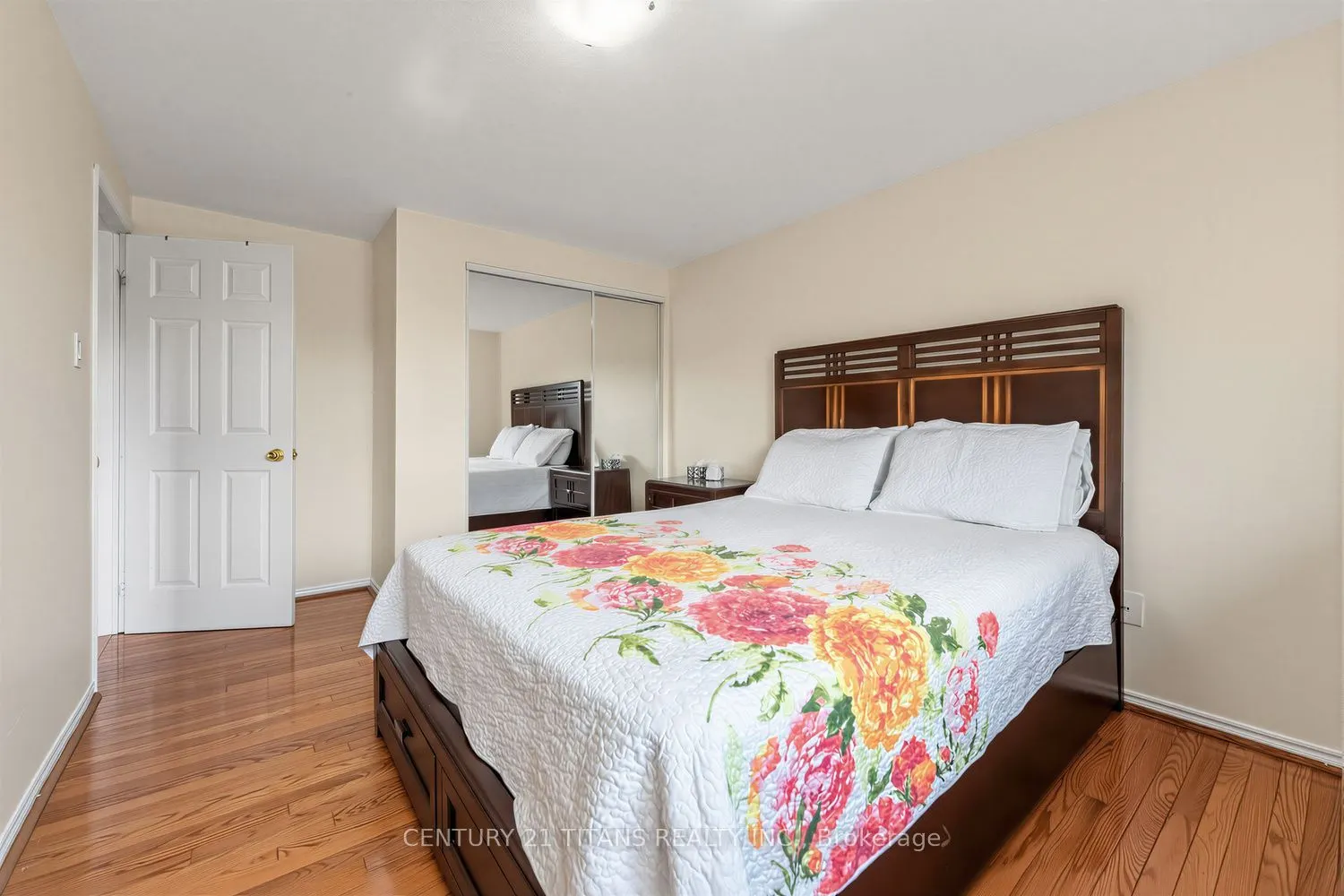 3489 Beau Rivage Crescent