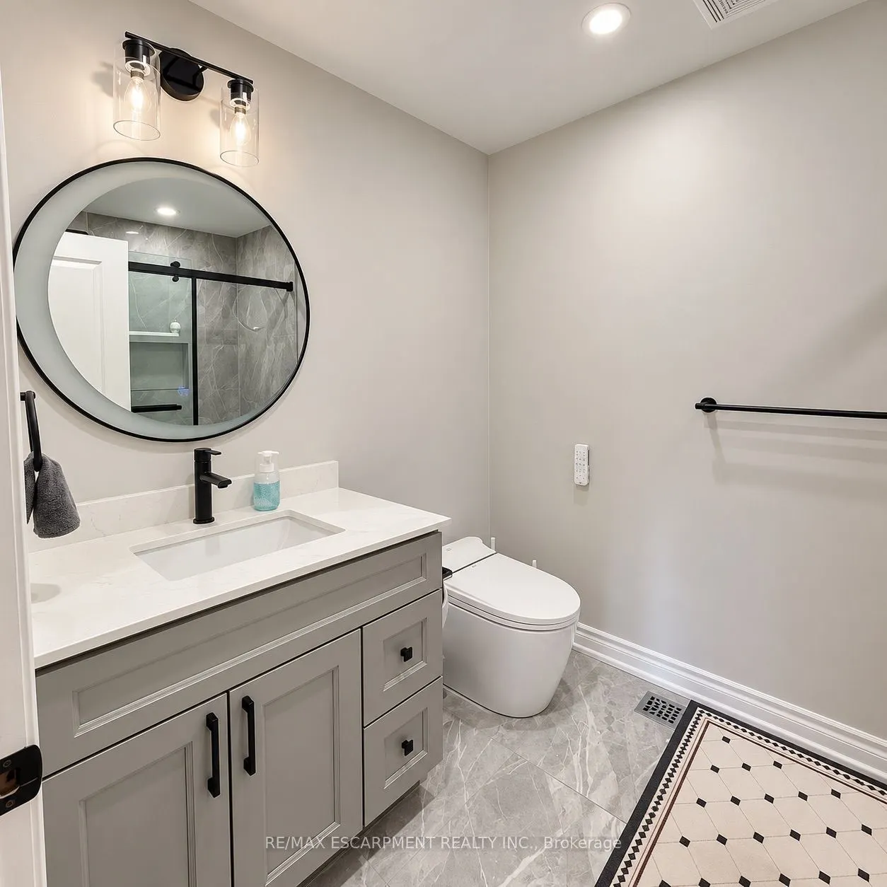 5321 Applegarth Drive