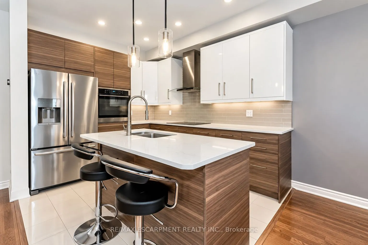 5321 Applegarth Drive
