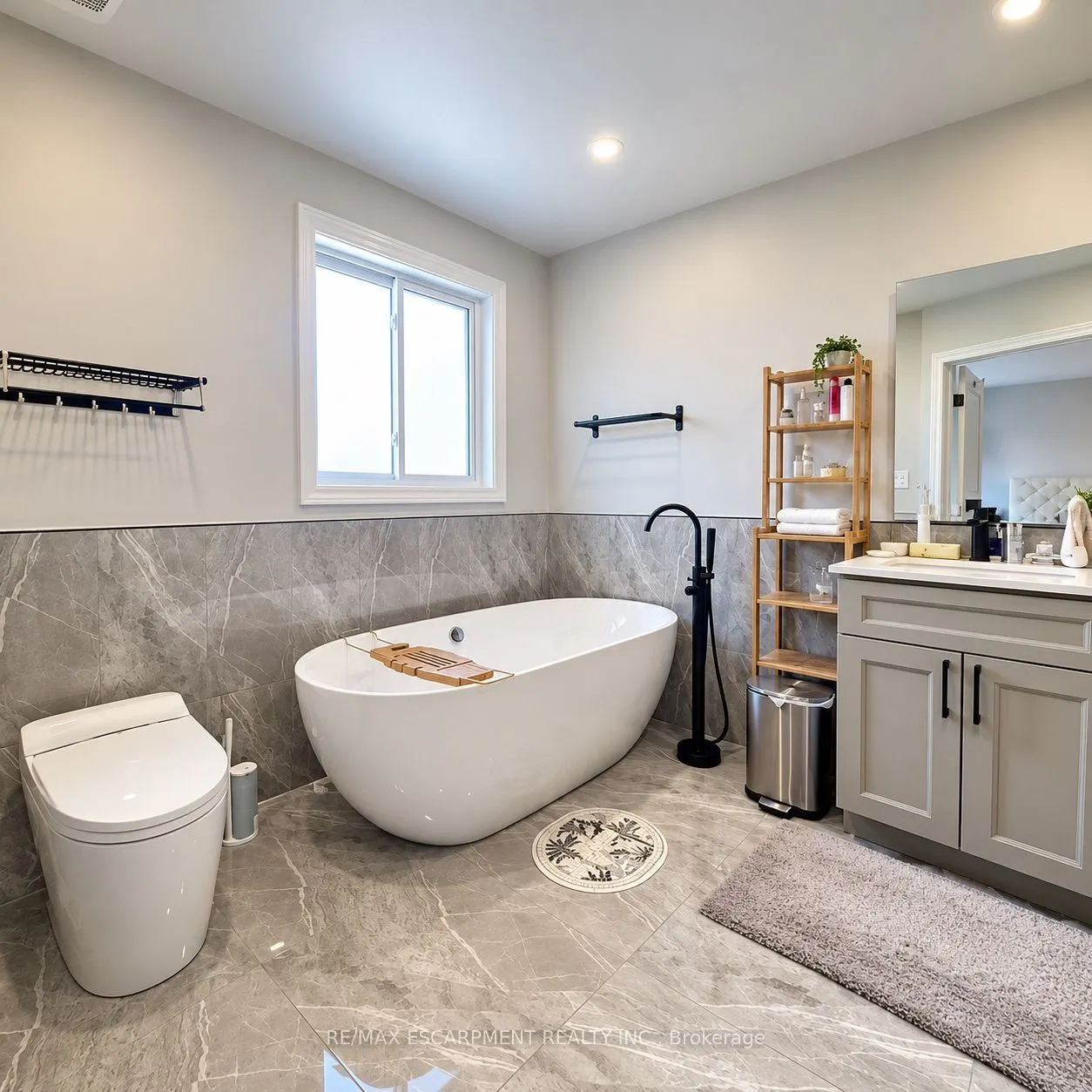 5321 Applegarth Drive