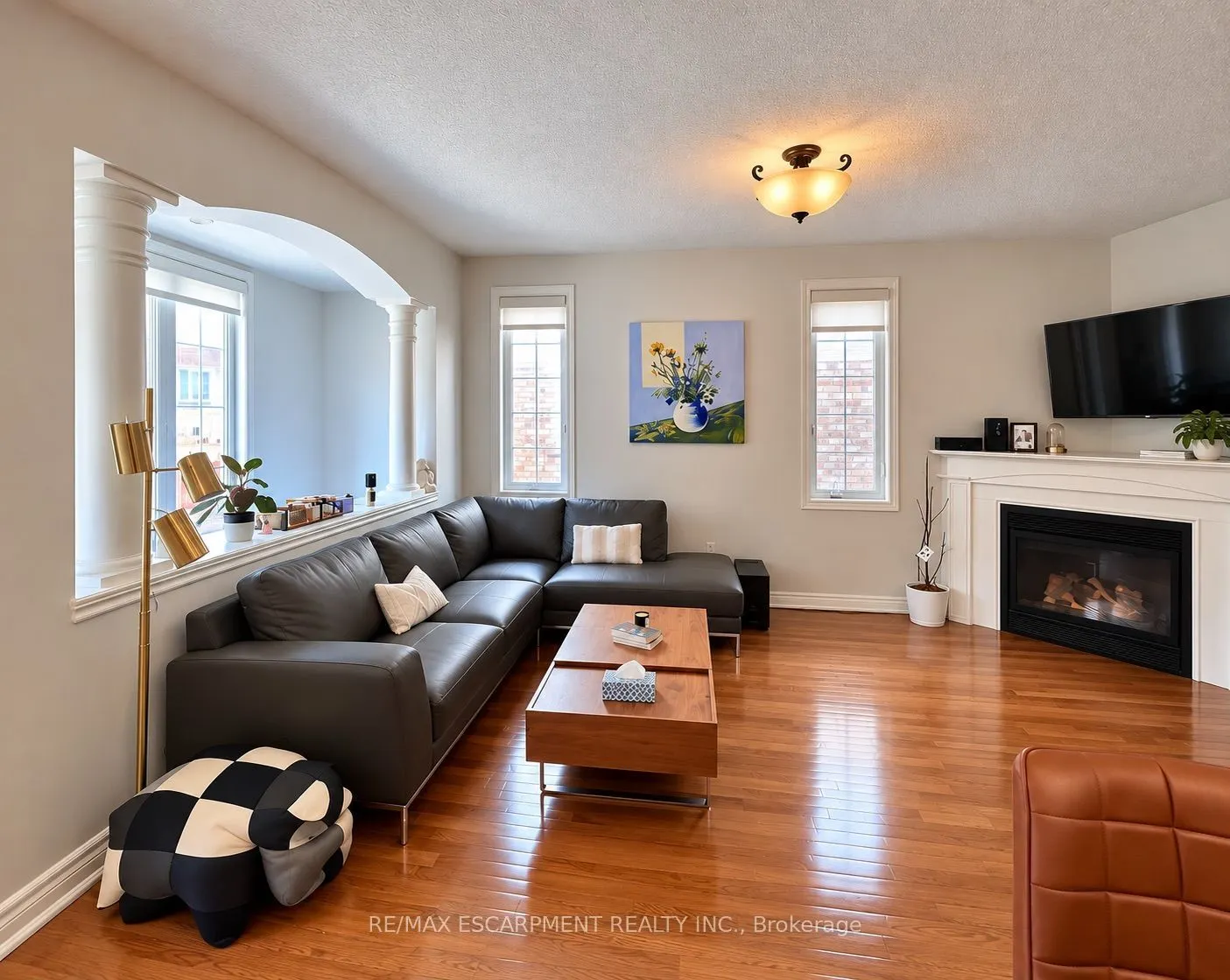 5321 Applegarth Drive