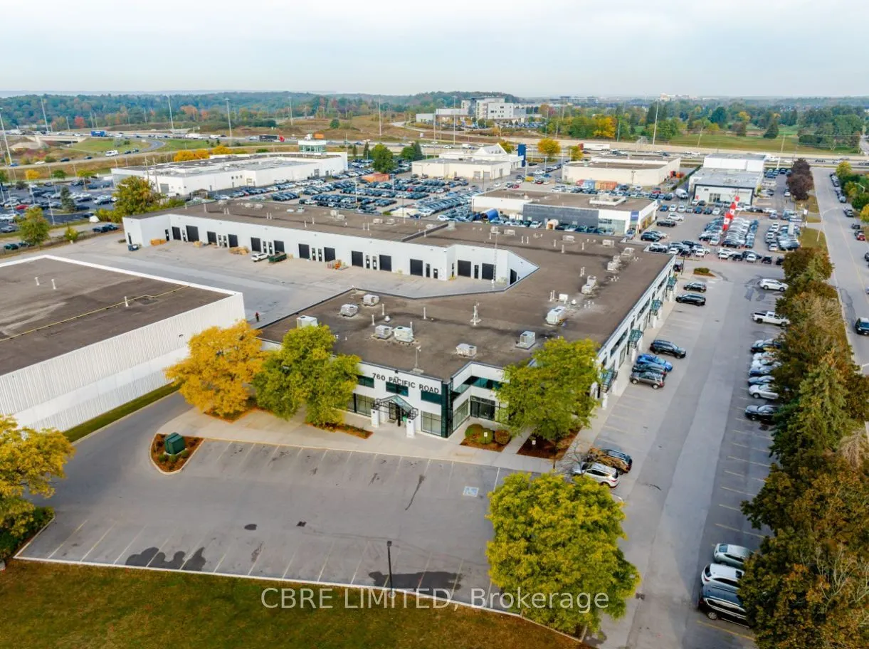 760 Pacific Road #25-27