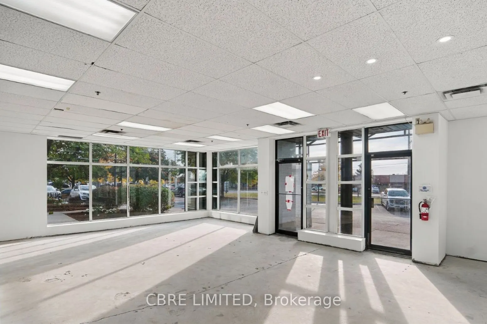 760 Pacific Road #25-27