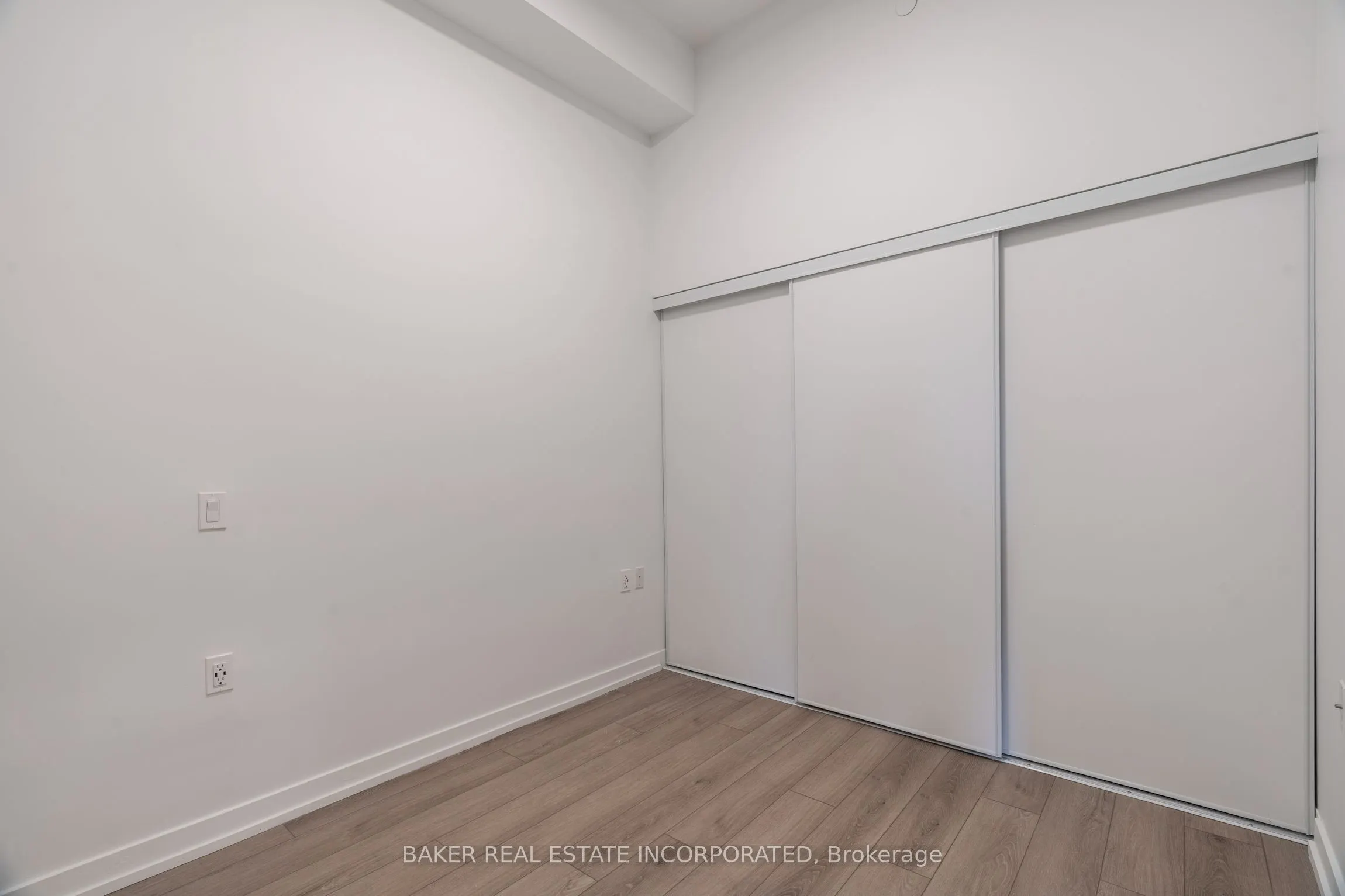 740 Dupont Street #208
