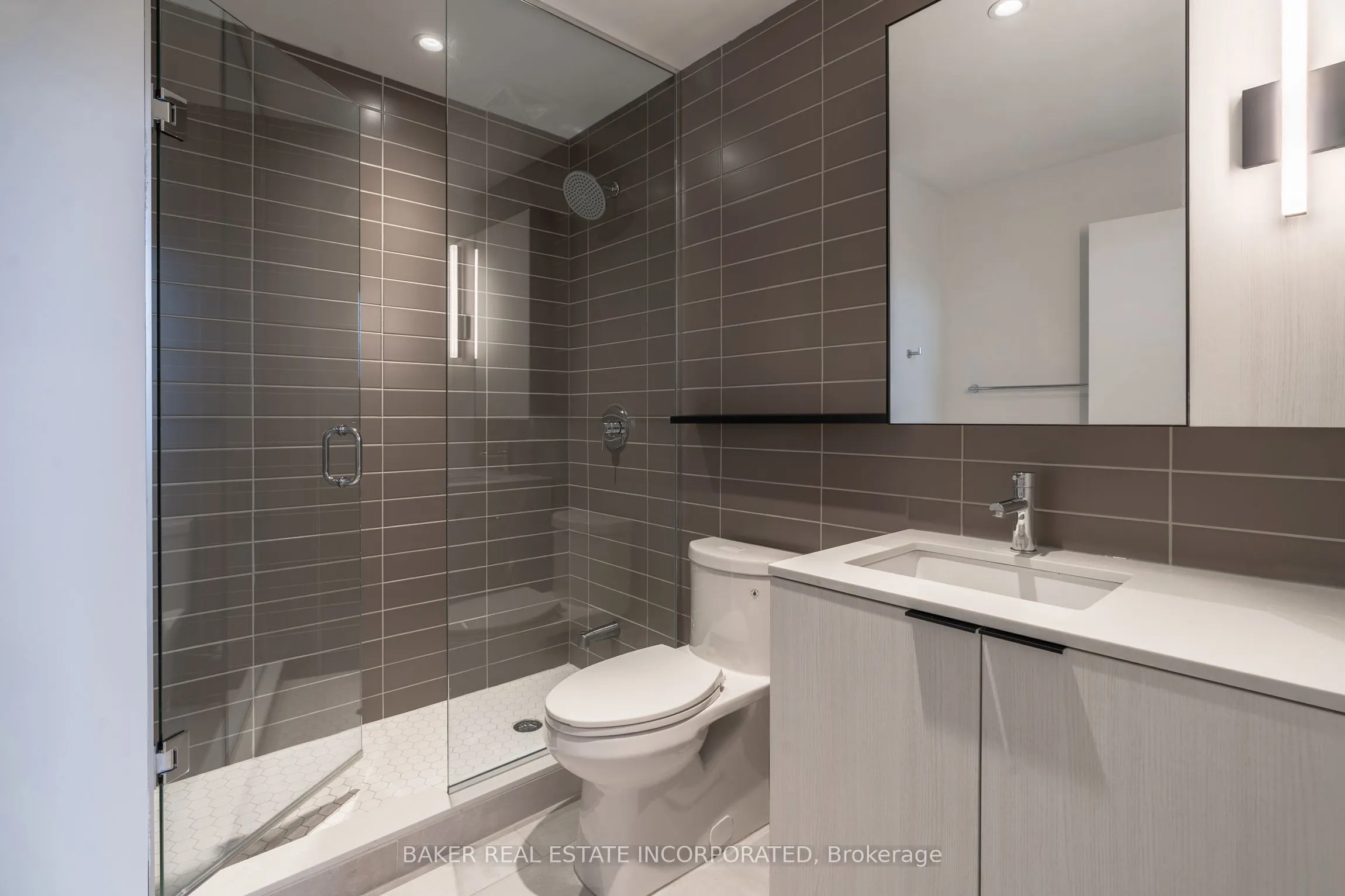 740 Dupont Street #208