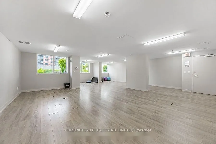 1410 Dupont Street #910
