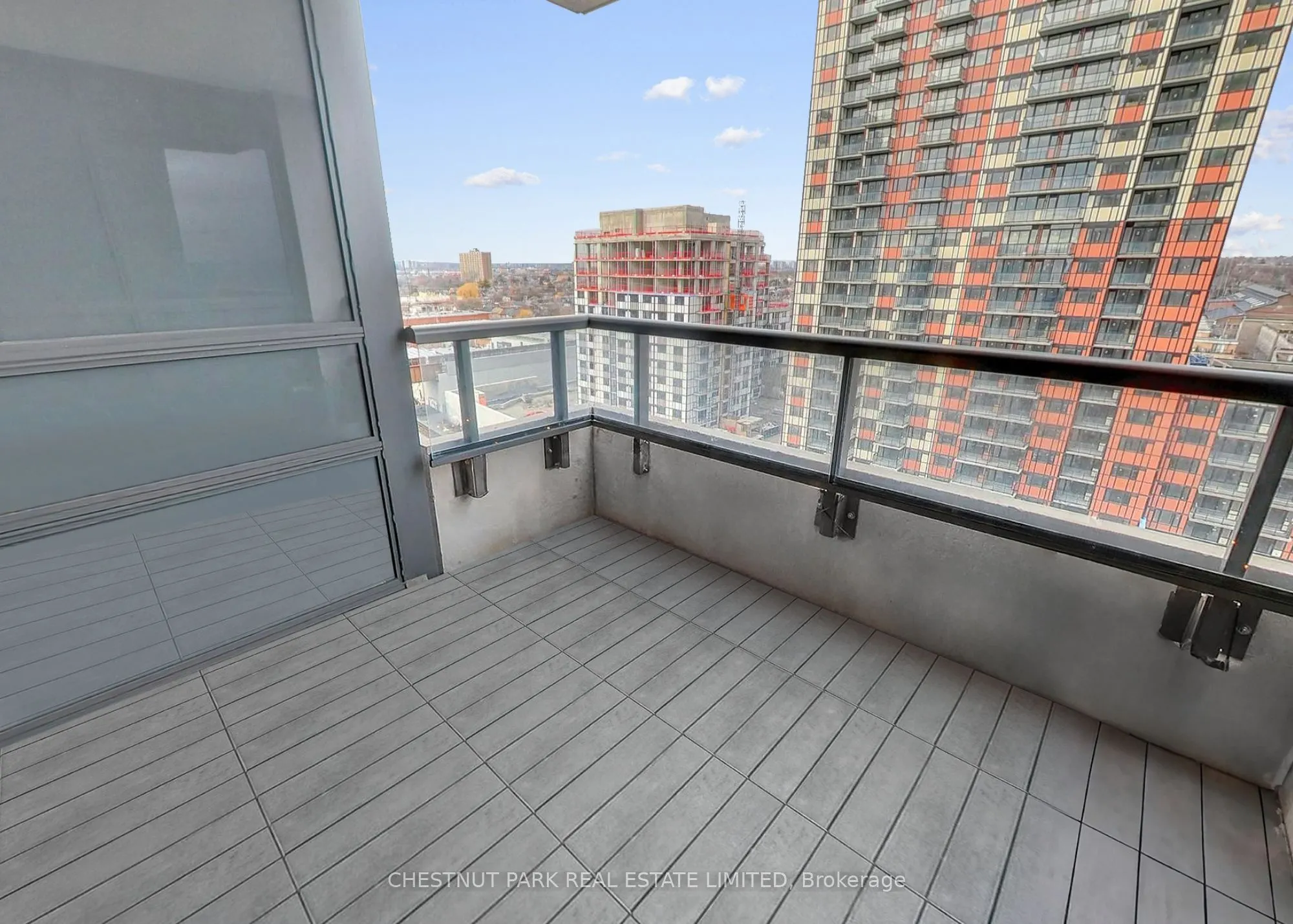 1410 Dupont Street #910