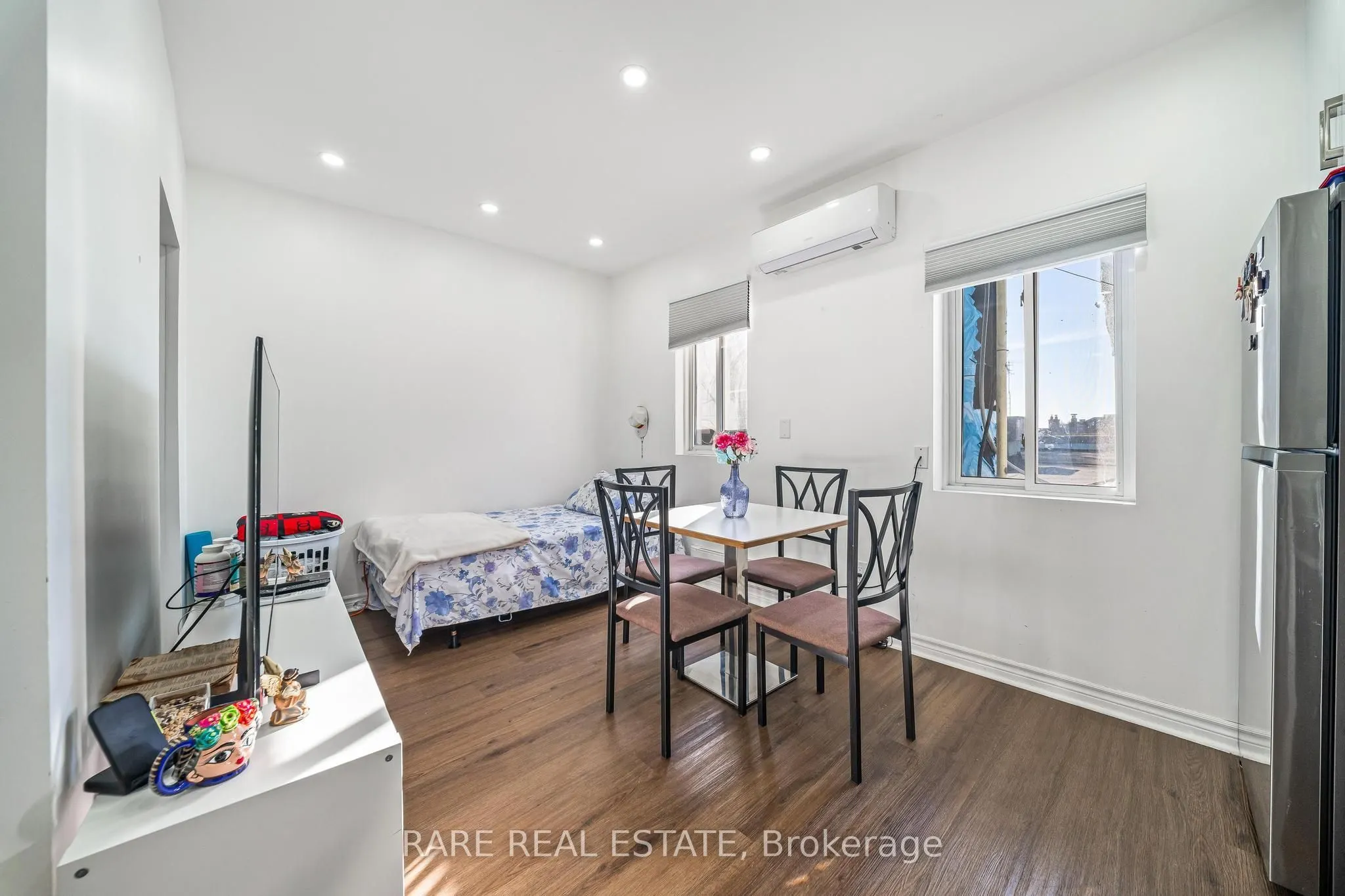 167 Dynevor Road #4