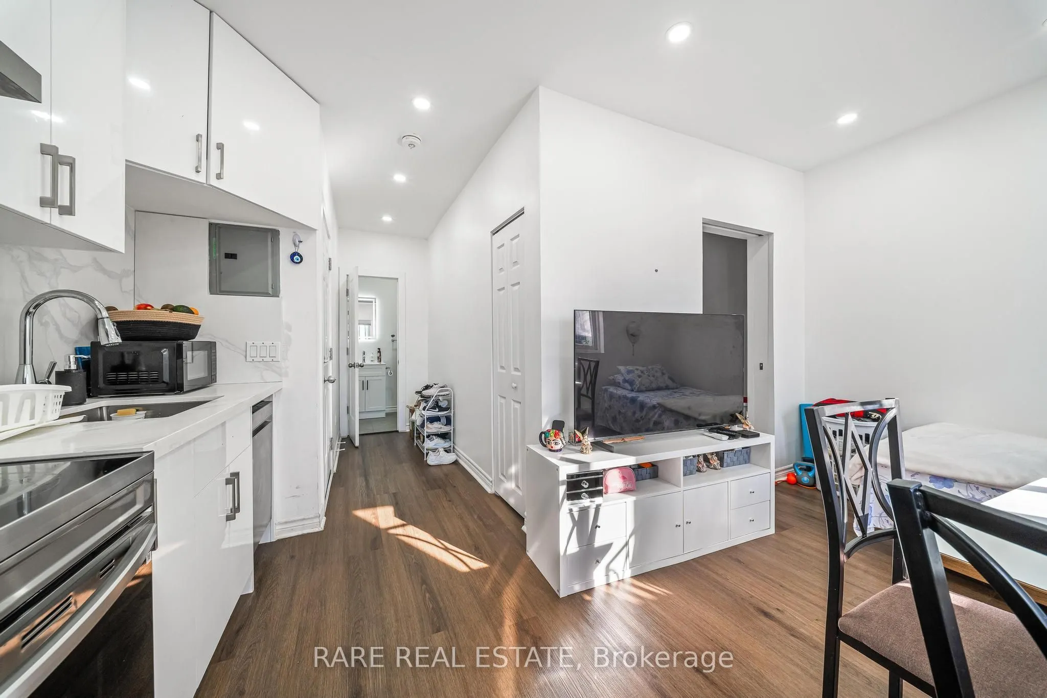167 Dynevor Road #4