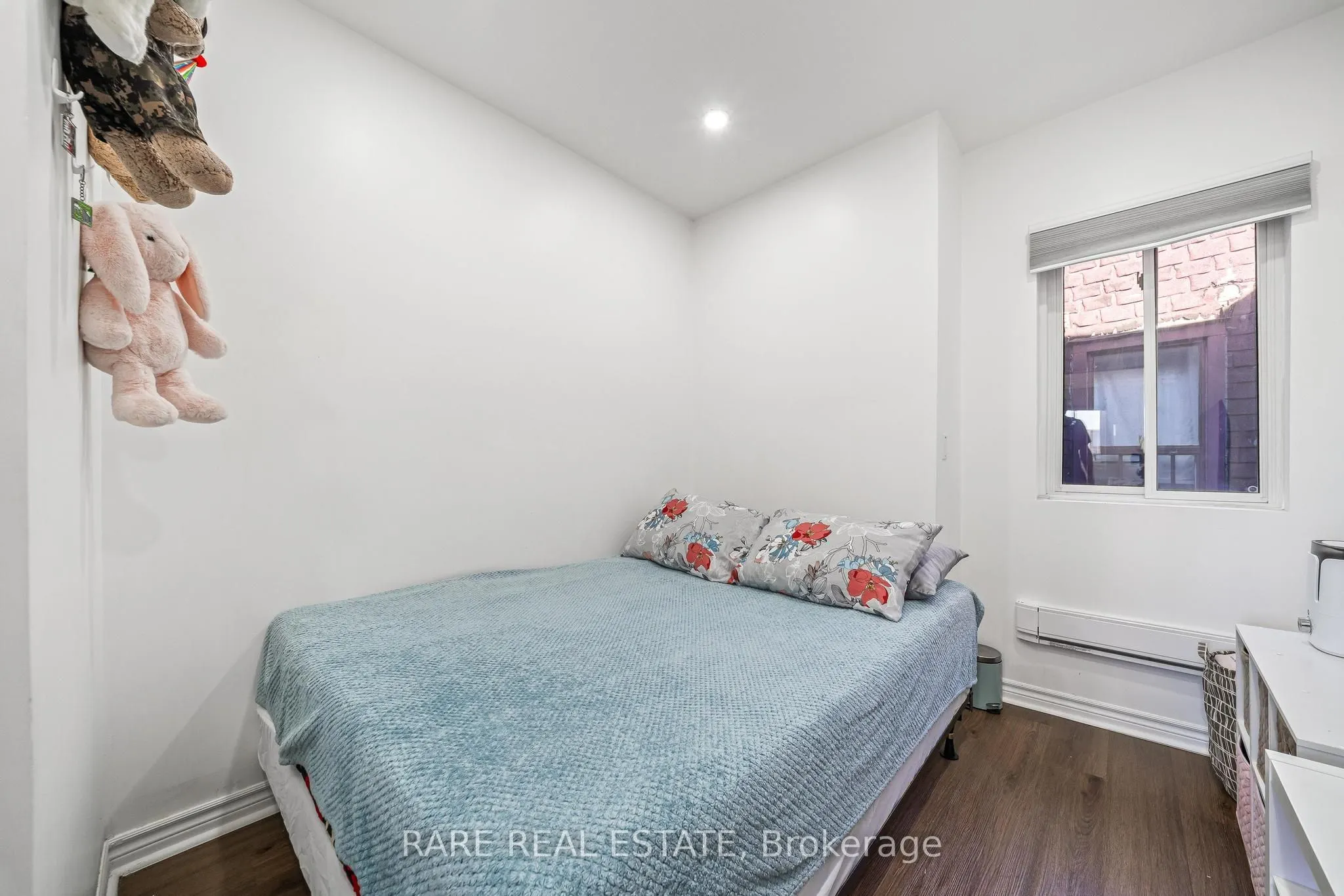 167 Dynevor Road #4