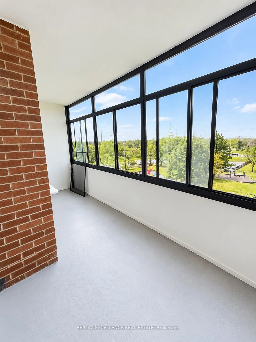 25 Kensington Road #505