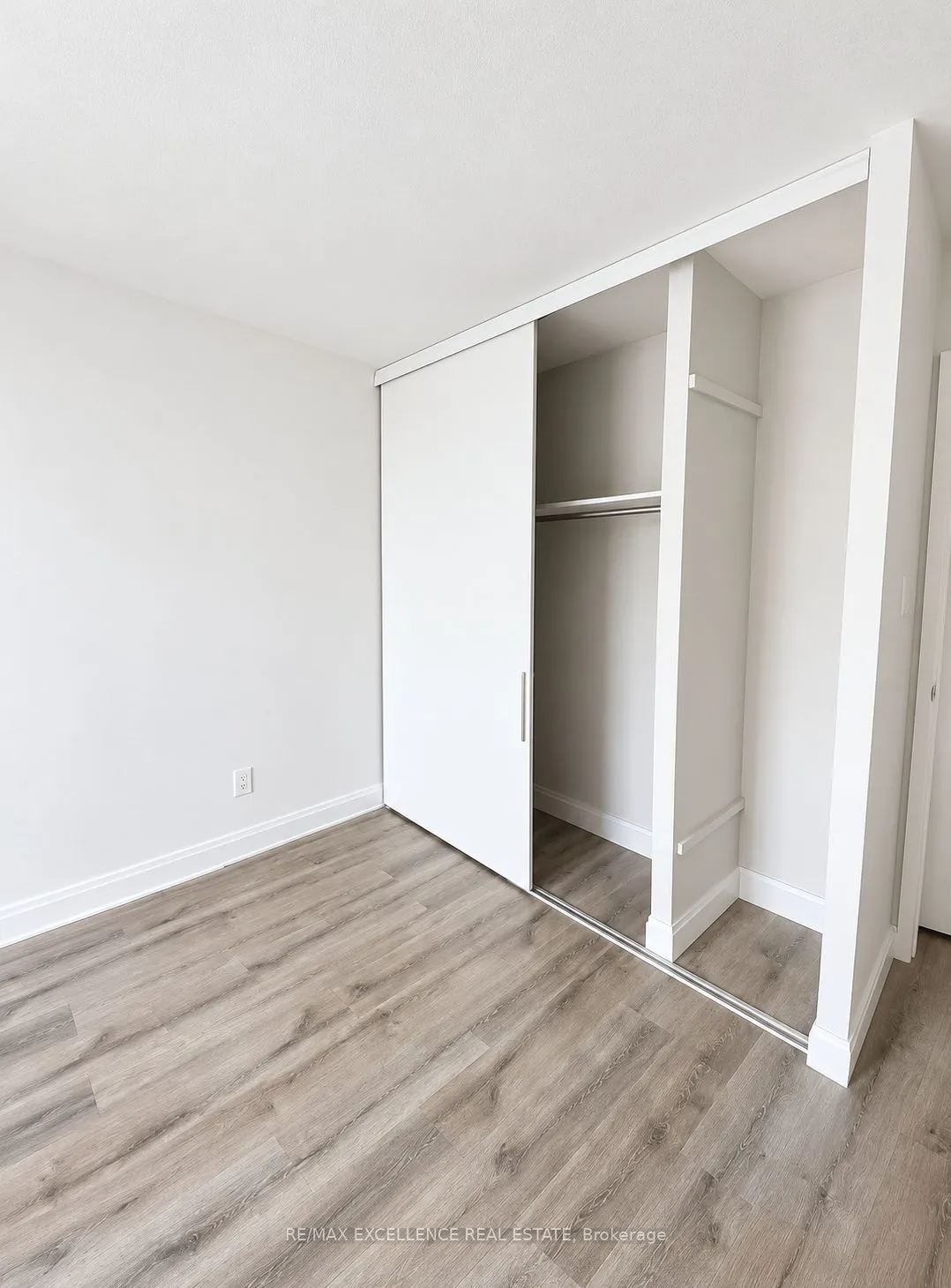 25 Kensington Road #505