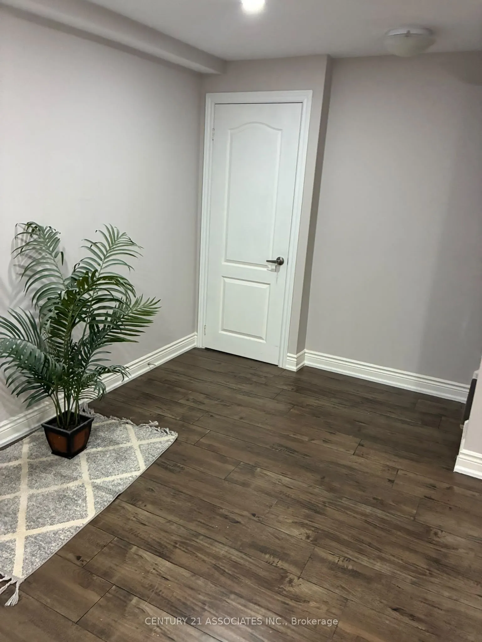 998 Vickerman Way #Basement