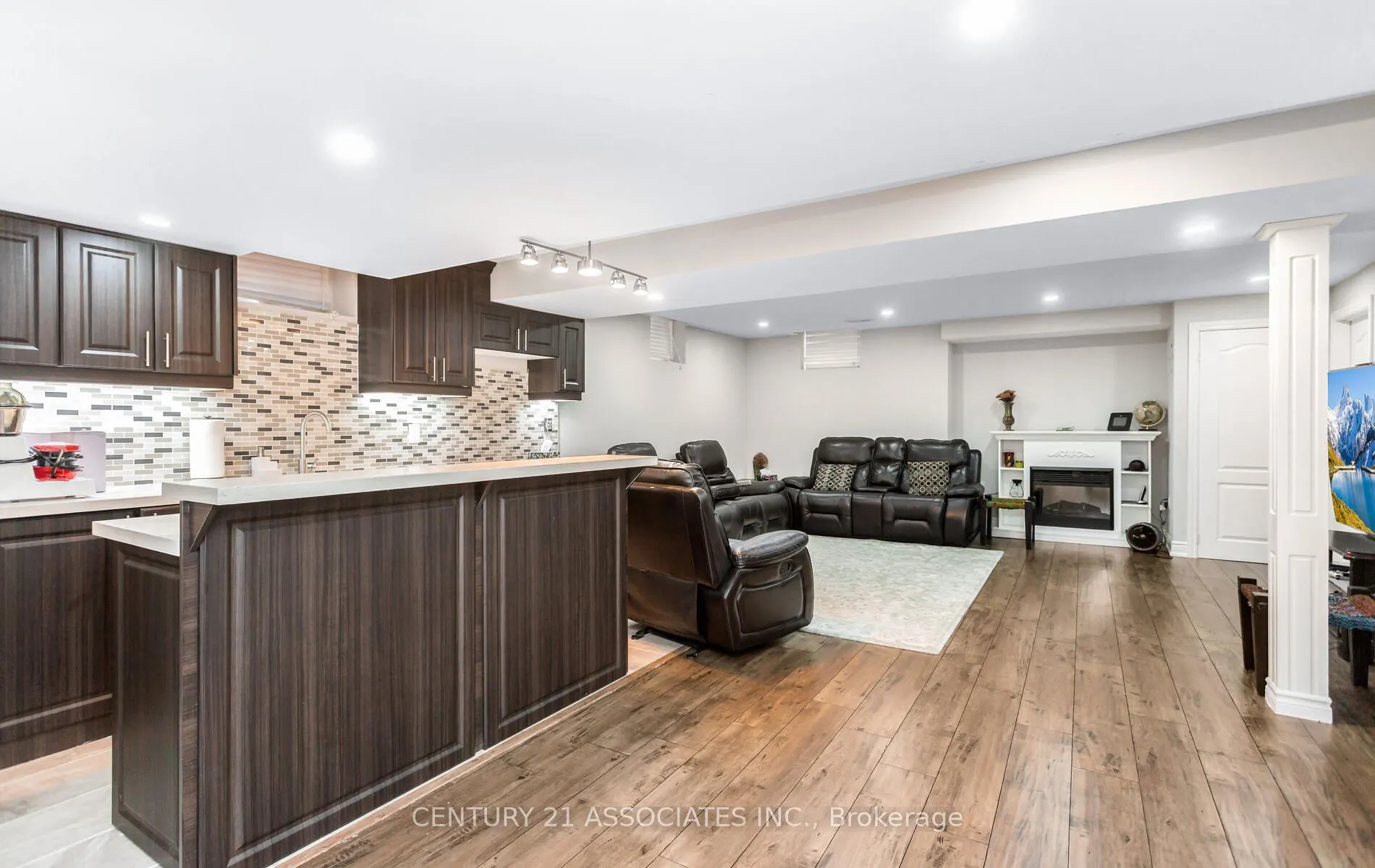 998 Vickerman Way #Basement