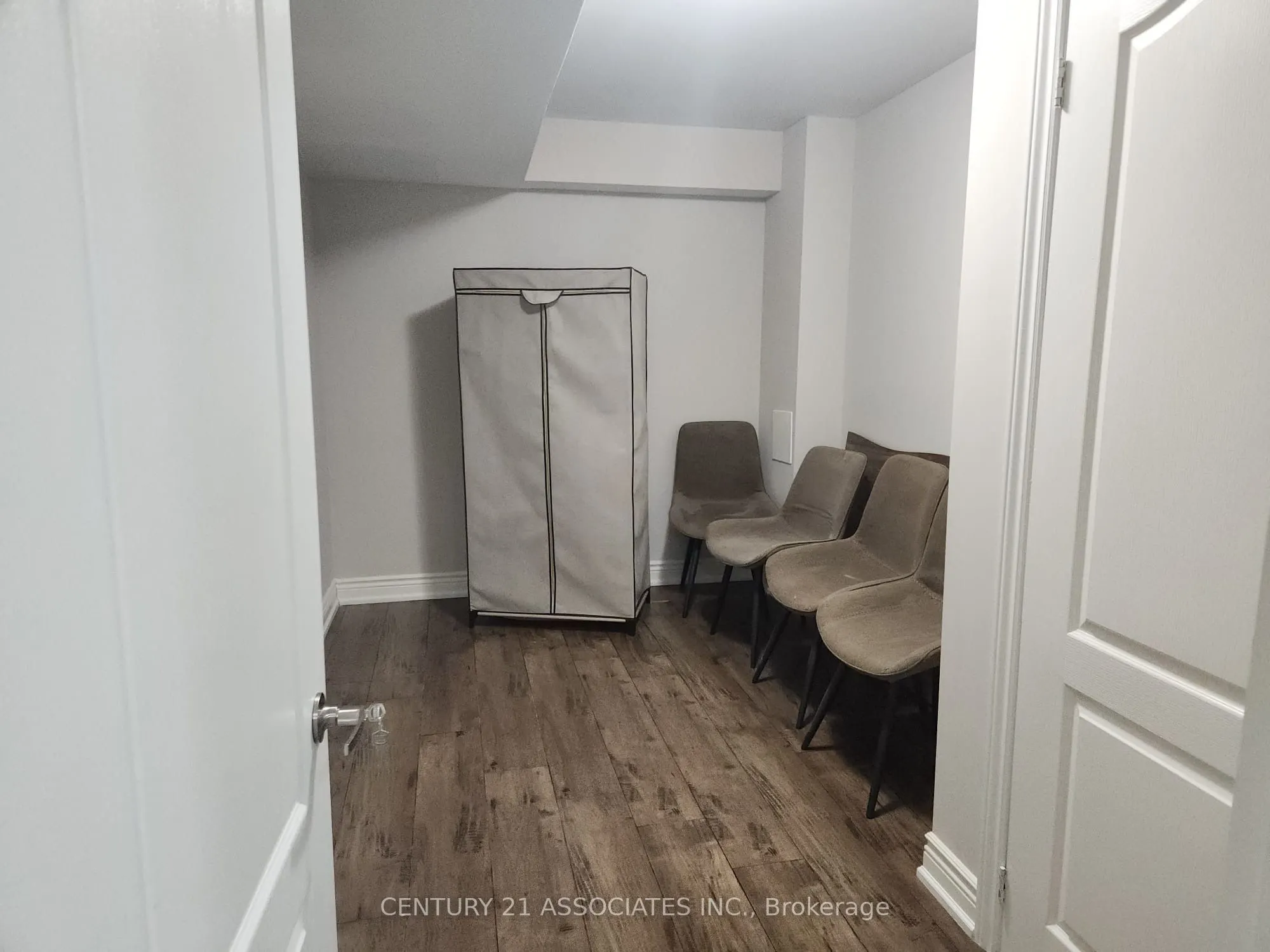 998 Vickerman Way #Basement