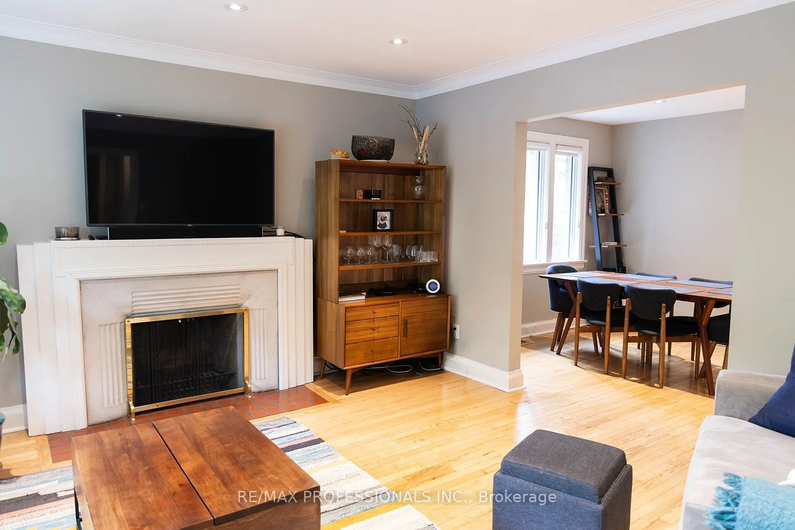 82 Ellis Park Road