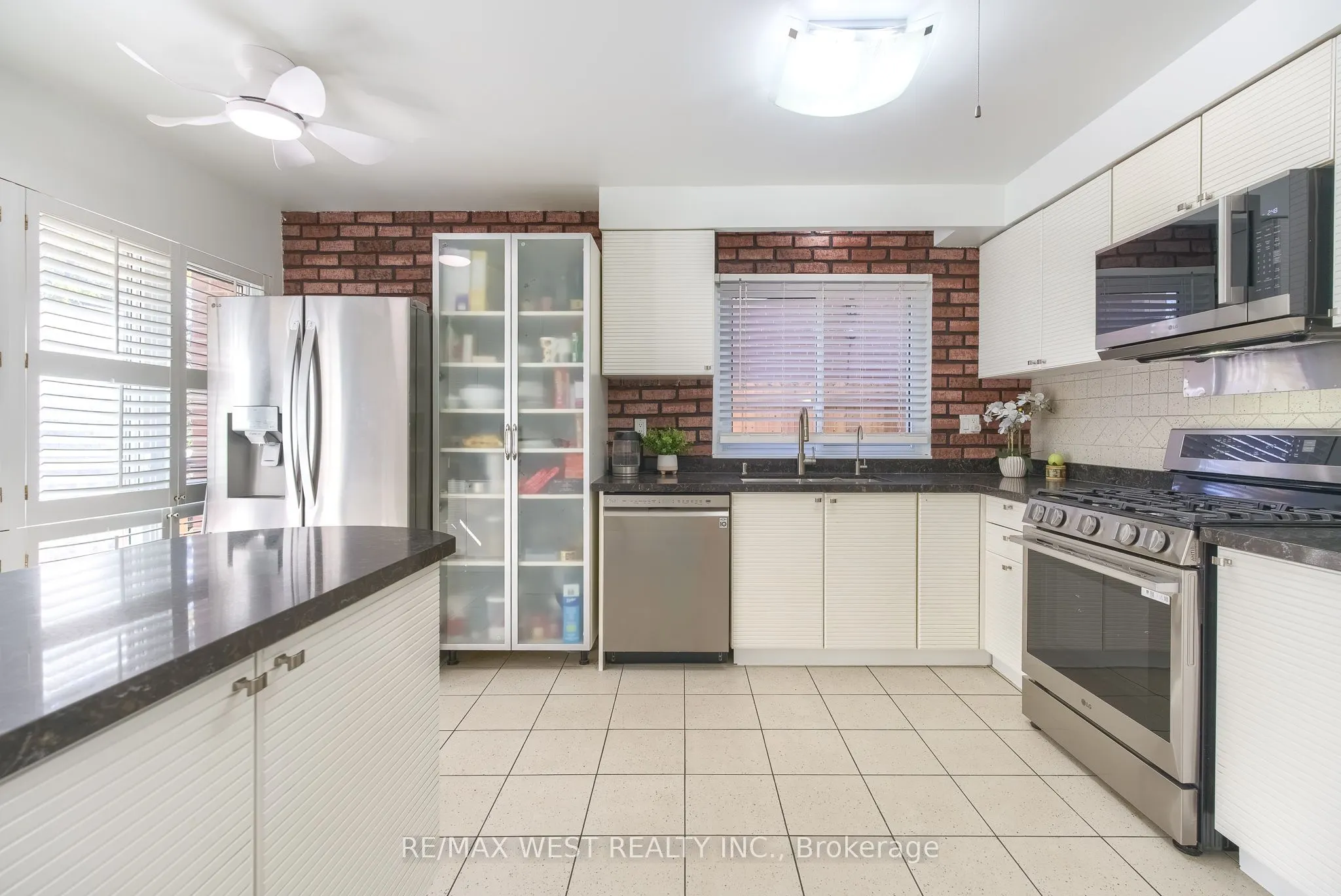 42 Masseygrove Crescent