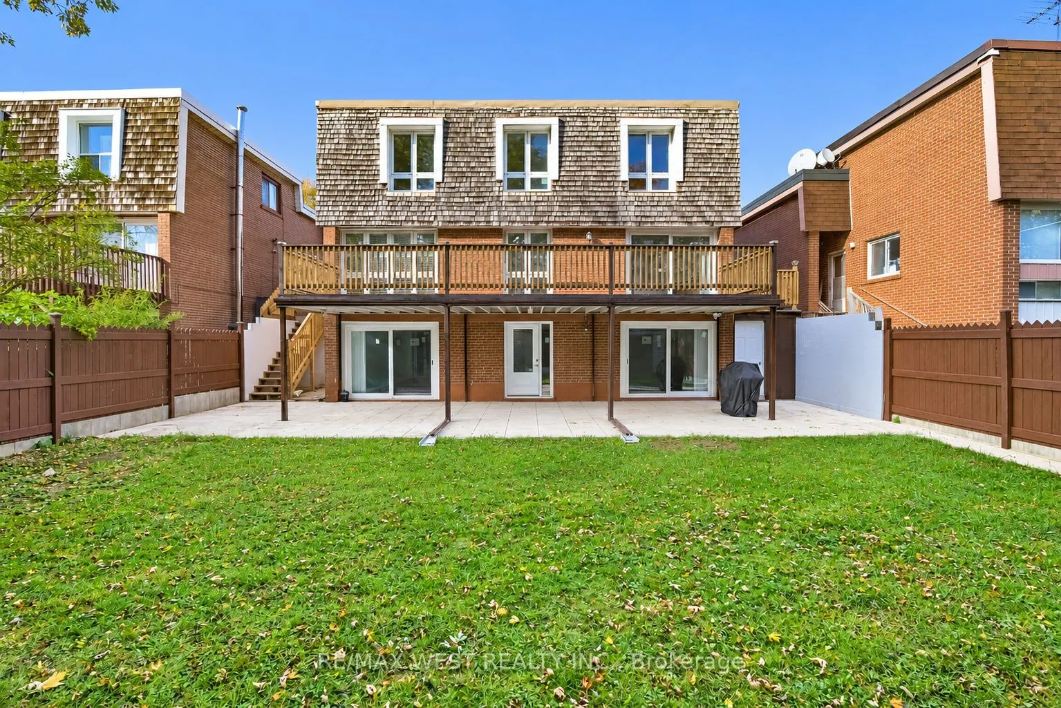 42 Masseygrove Crescent