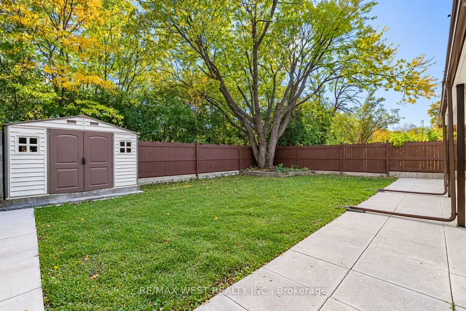42 Masseygrove Crescent