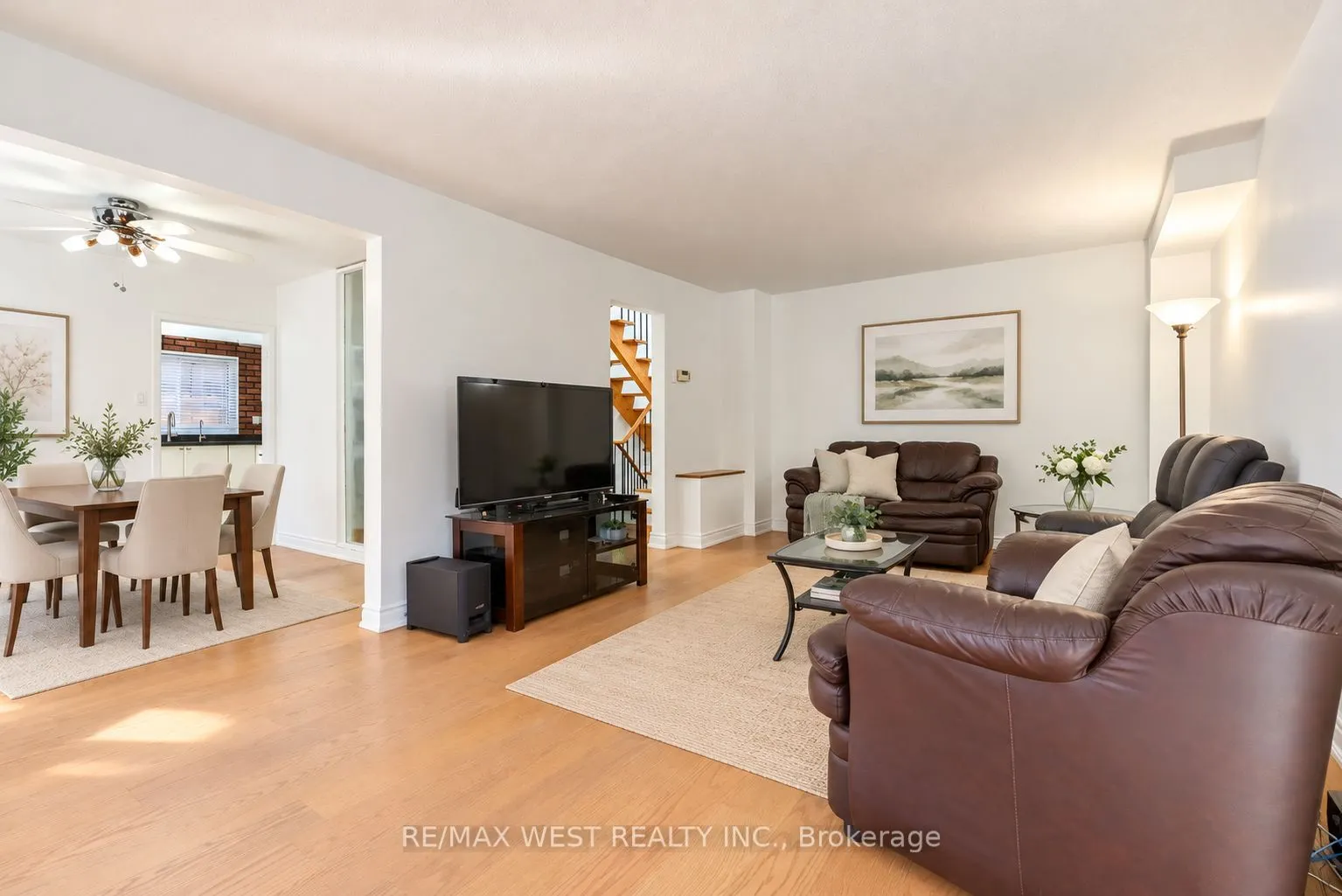 42 Masseygrove Crescent