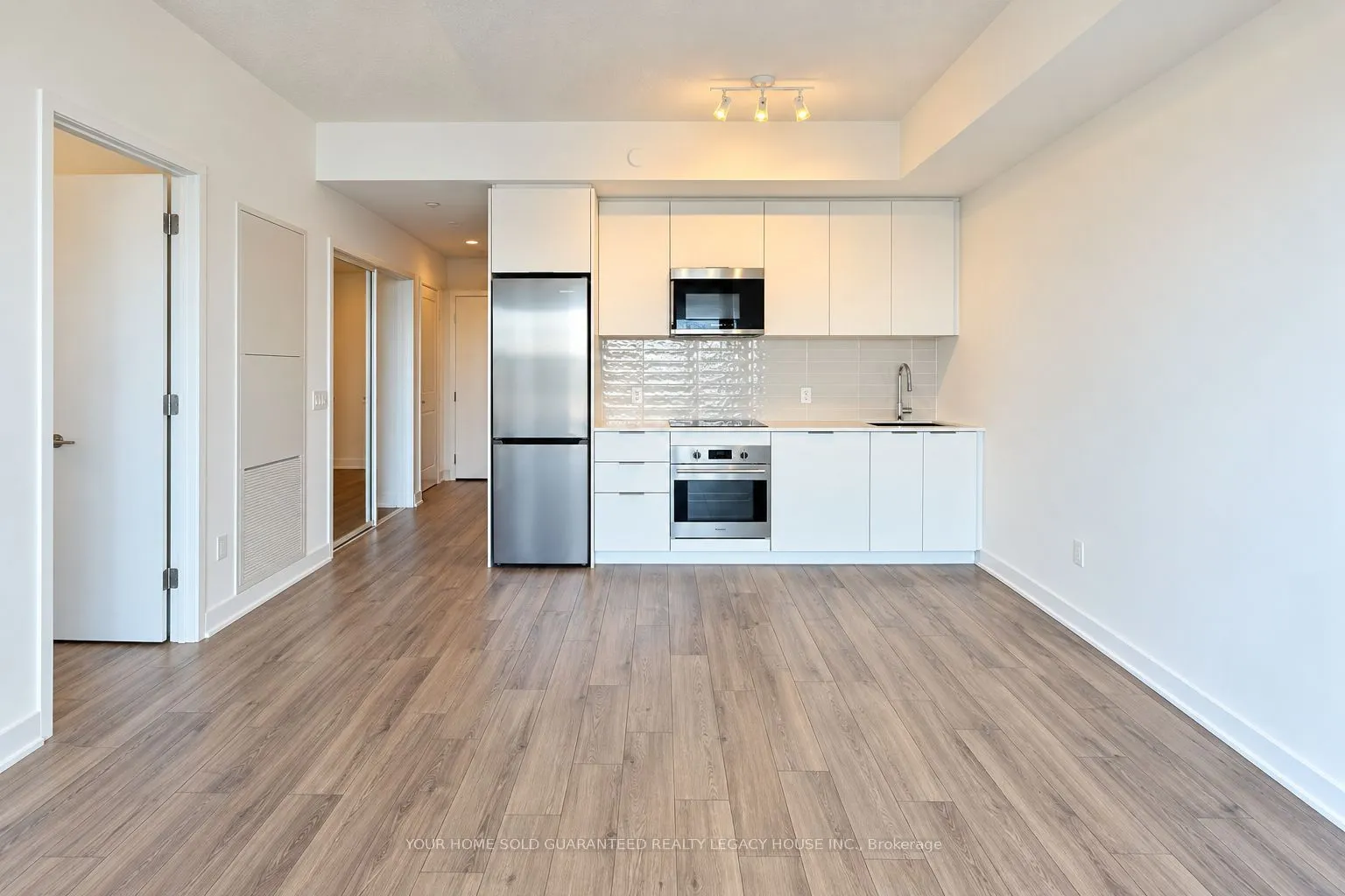 15 Skyridge Drive #406