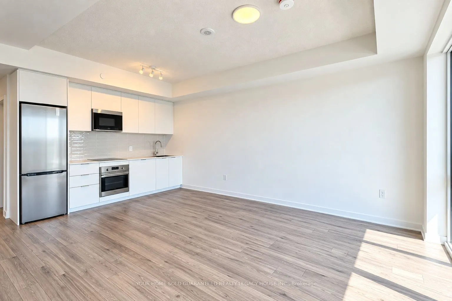 15 Skyridge Drive #406