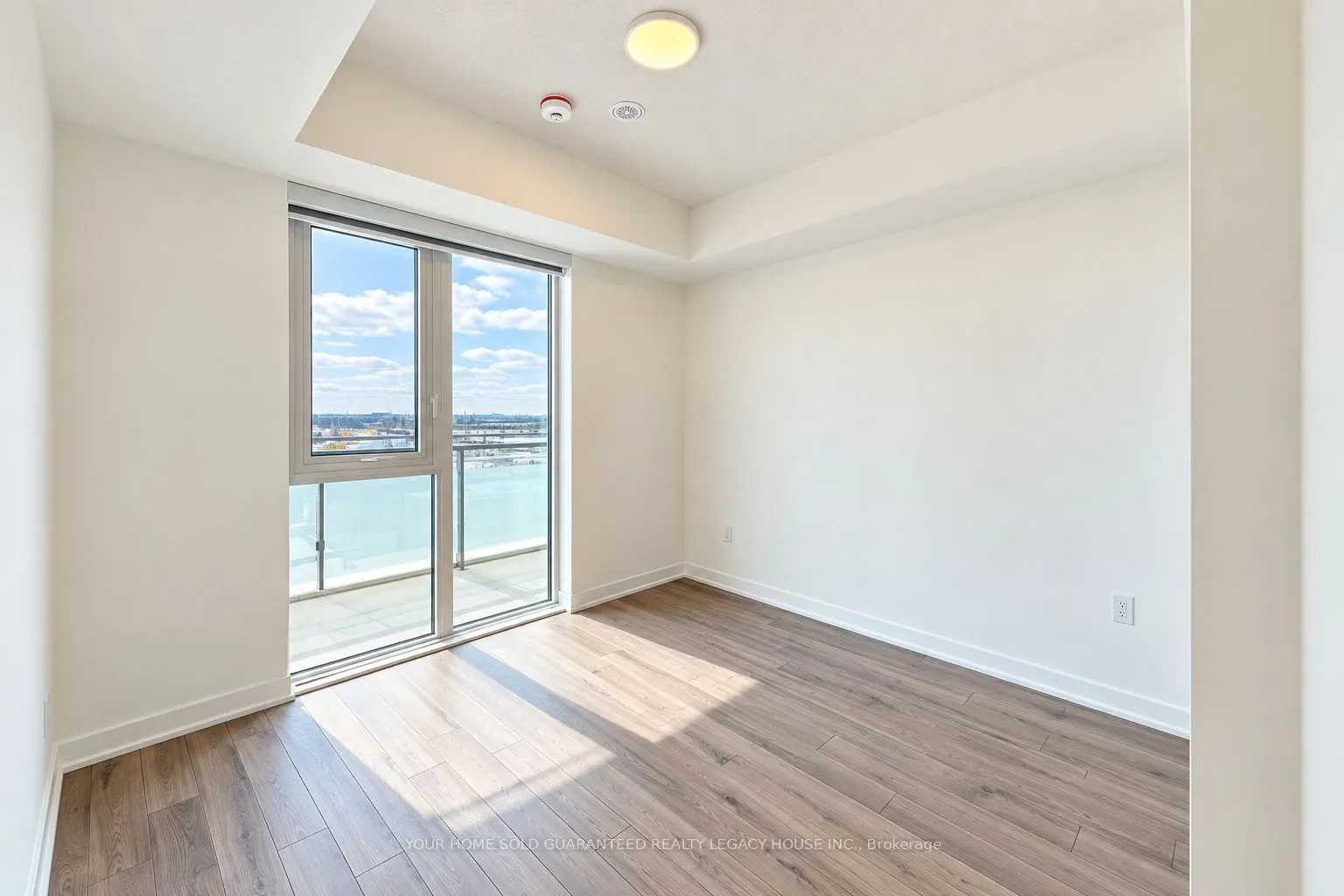 15 Skyridge Drive #406