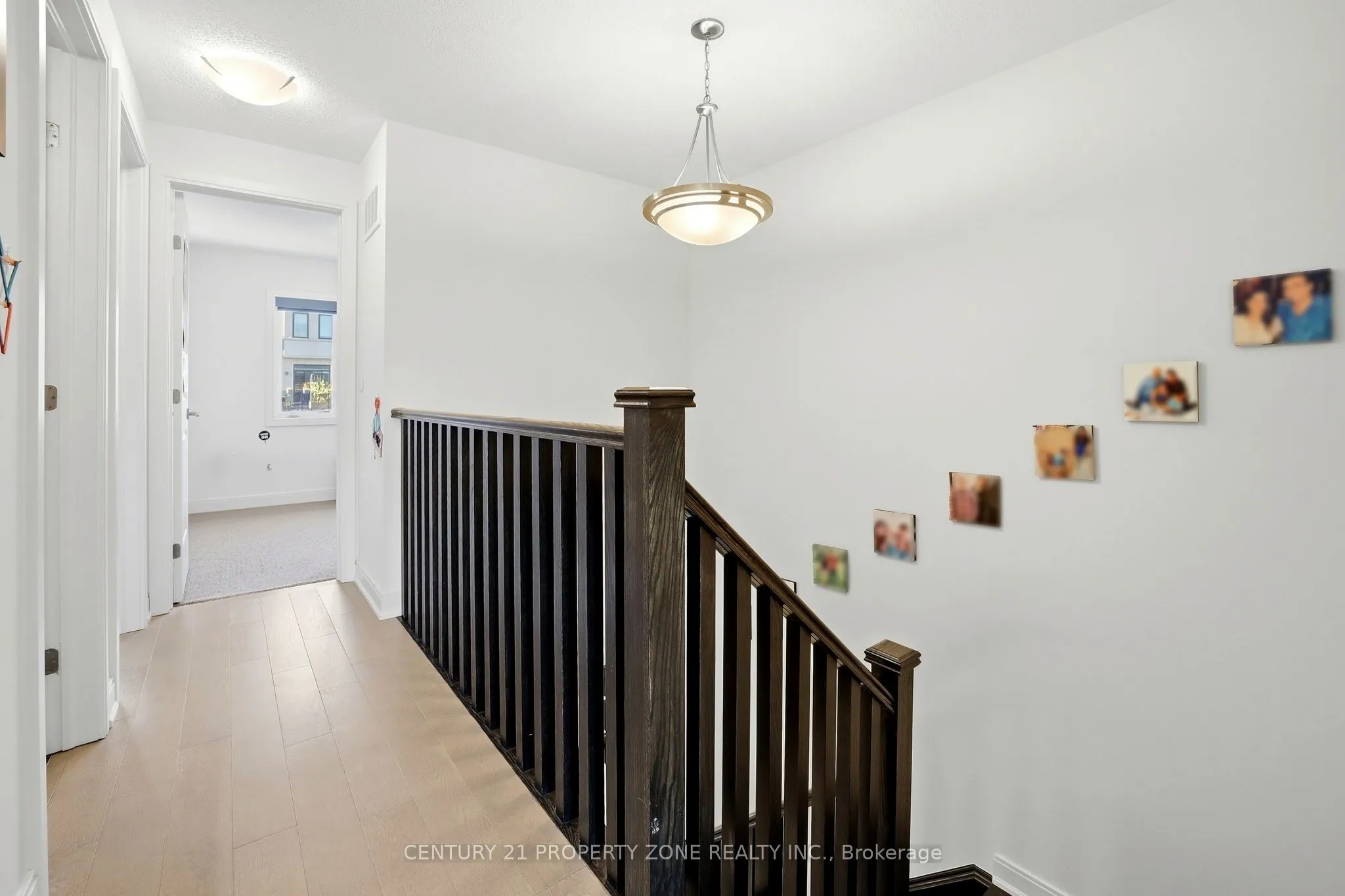 100 Pearman Crescent
