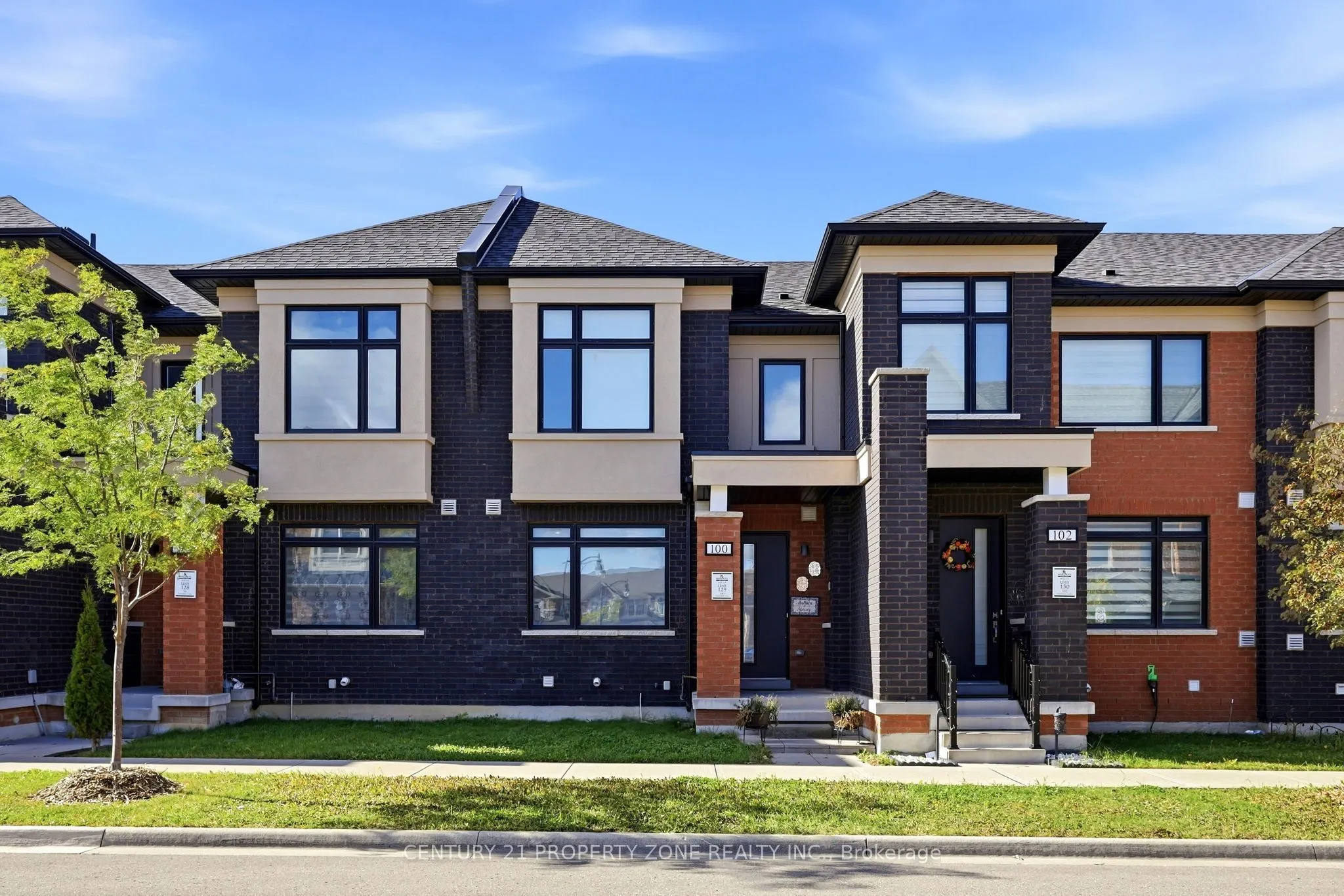 100 Pearman Crescent