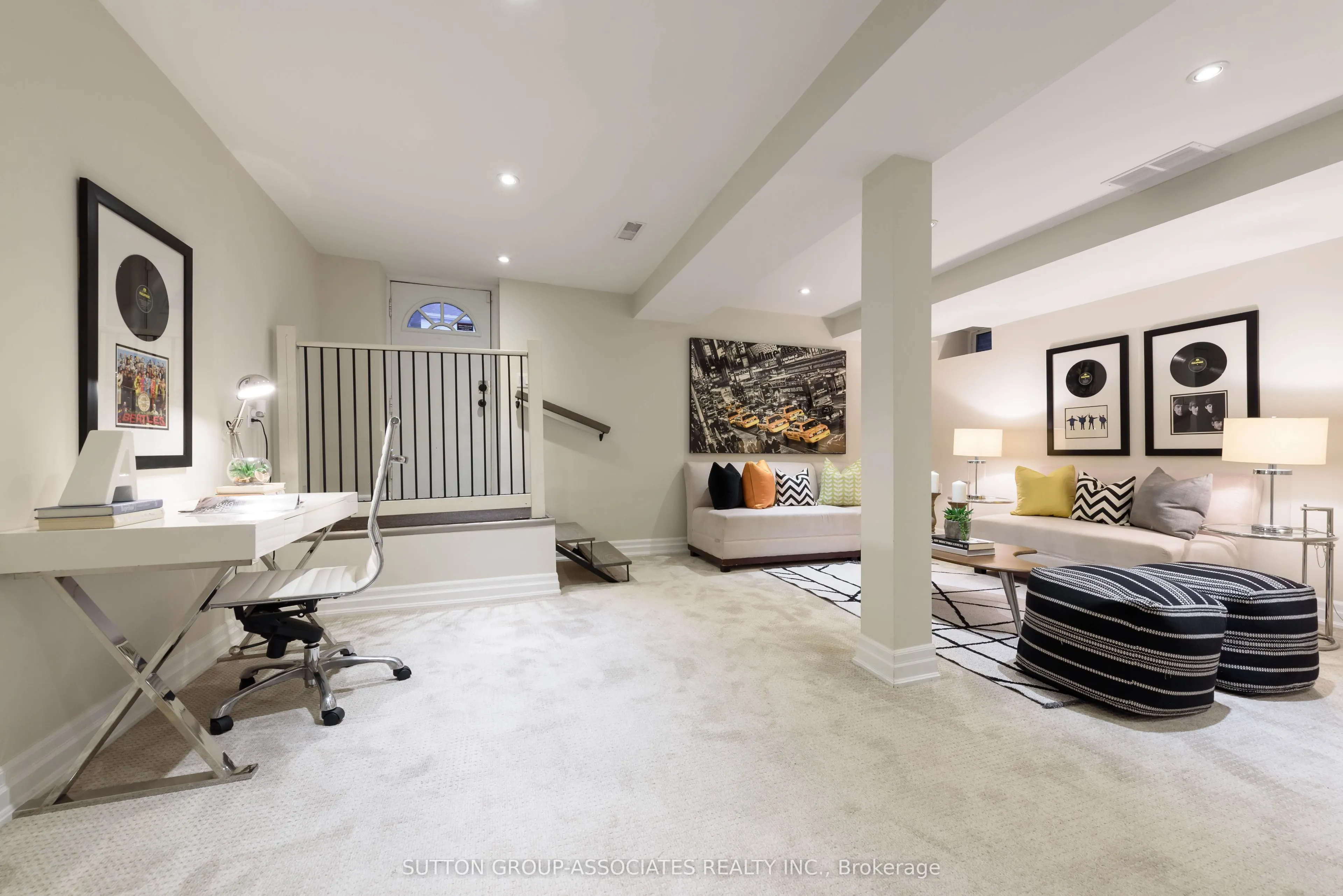 71 Kersdale Avenue