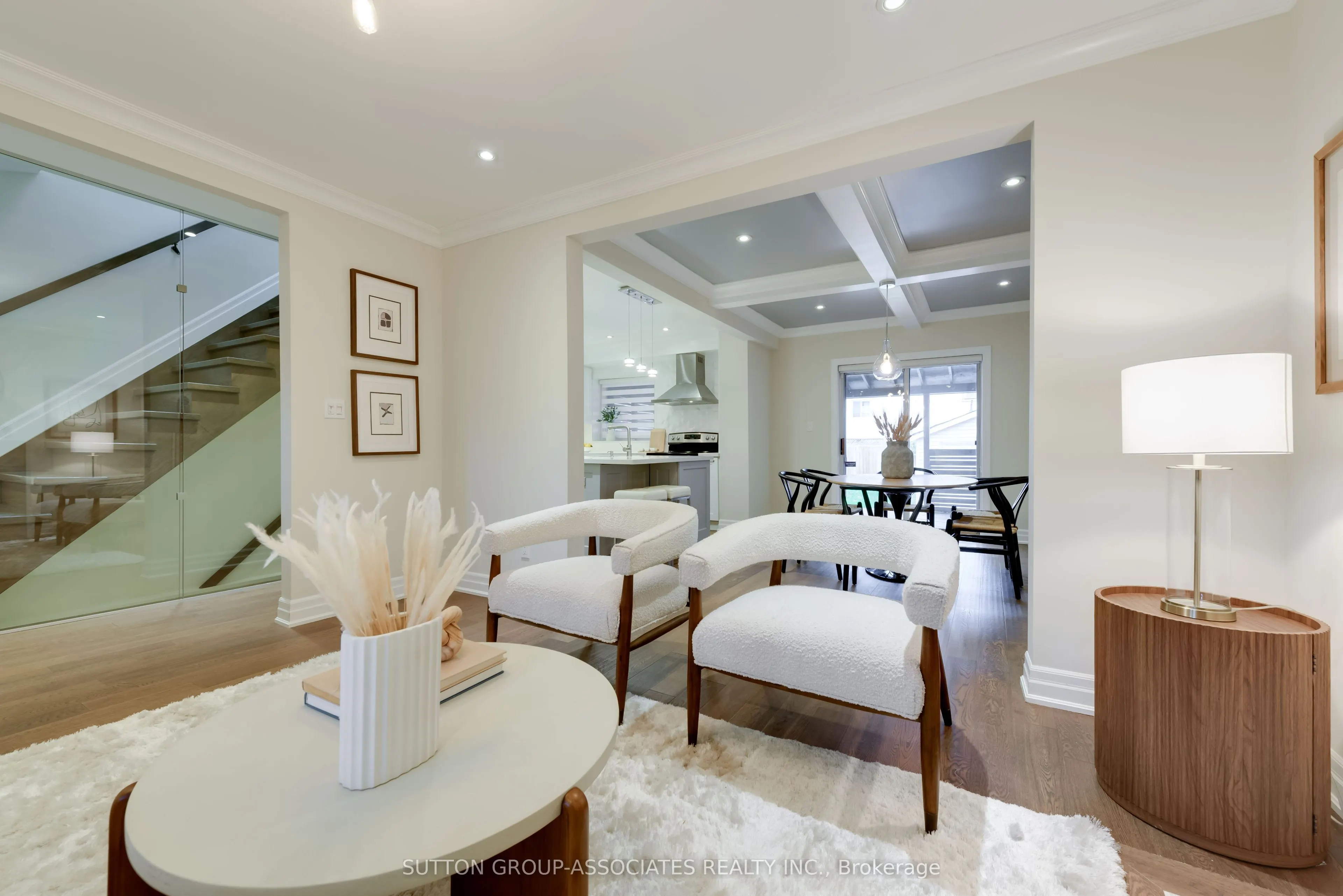 71 Kersdale Avenue