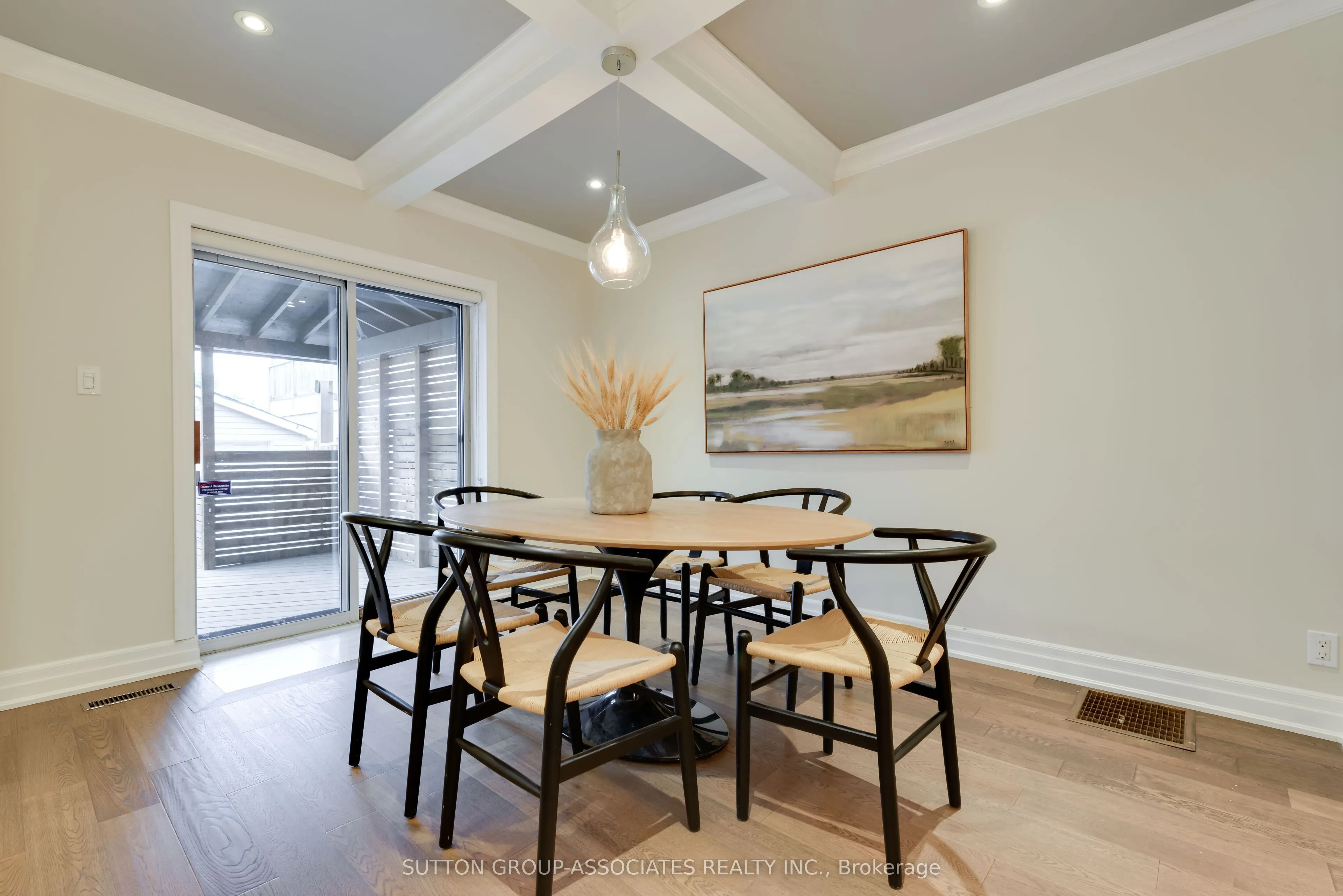 71 Kersdale Avenue