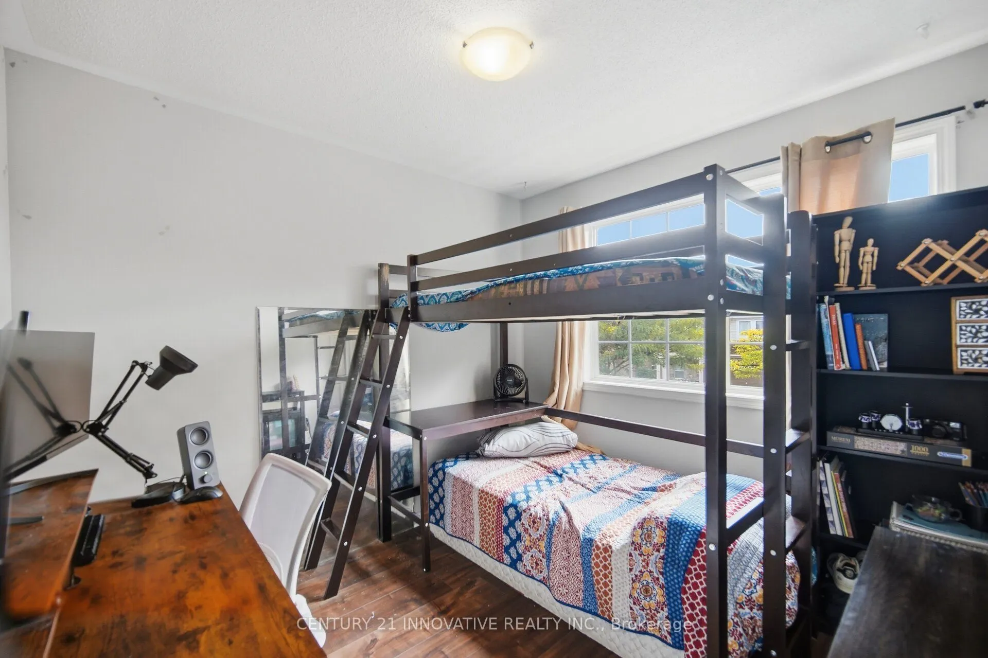 838 Mckay Crescent