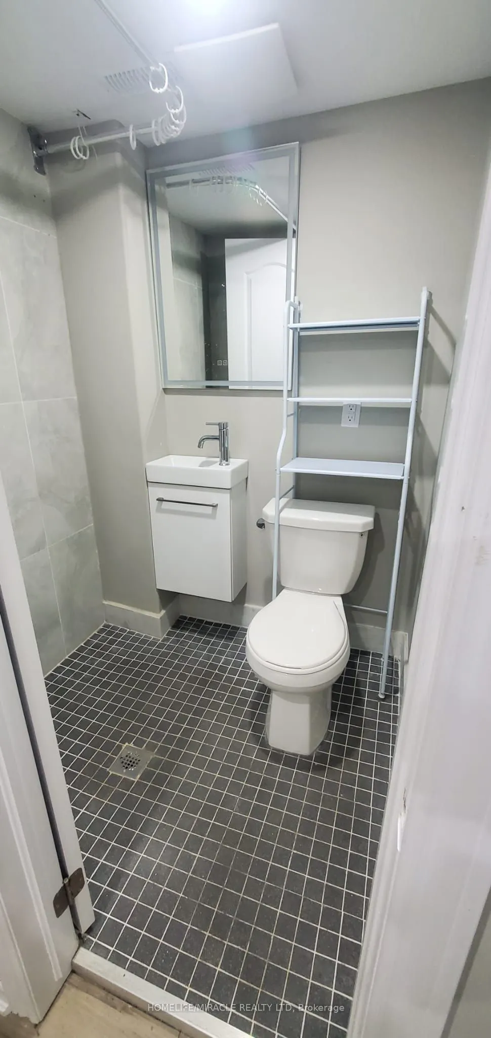 12 Beresford Crescent #Basement