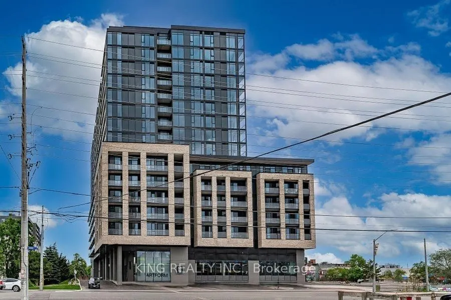 86 Dundas Street E #411