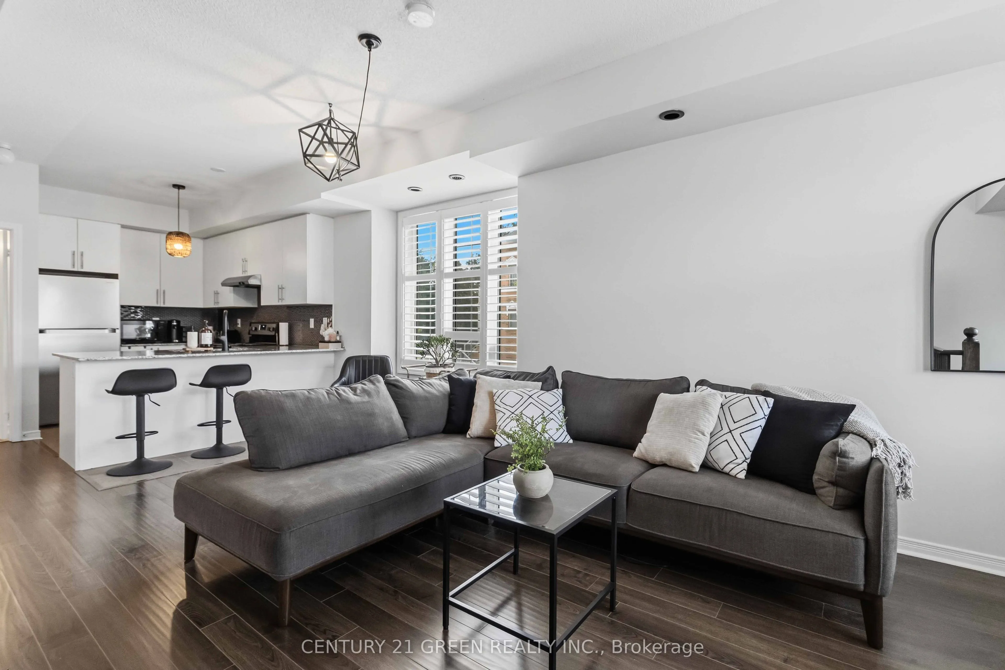 180 Howden Boulevard #43