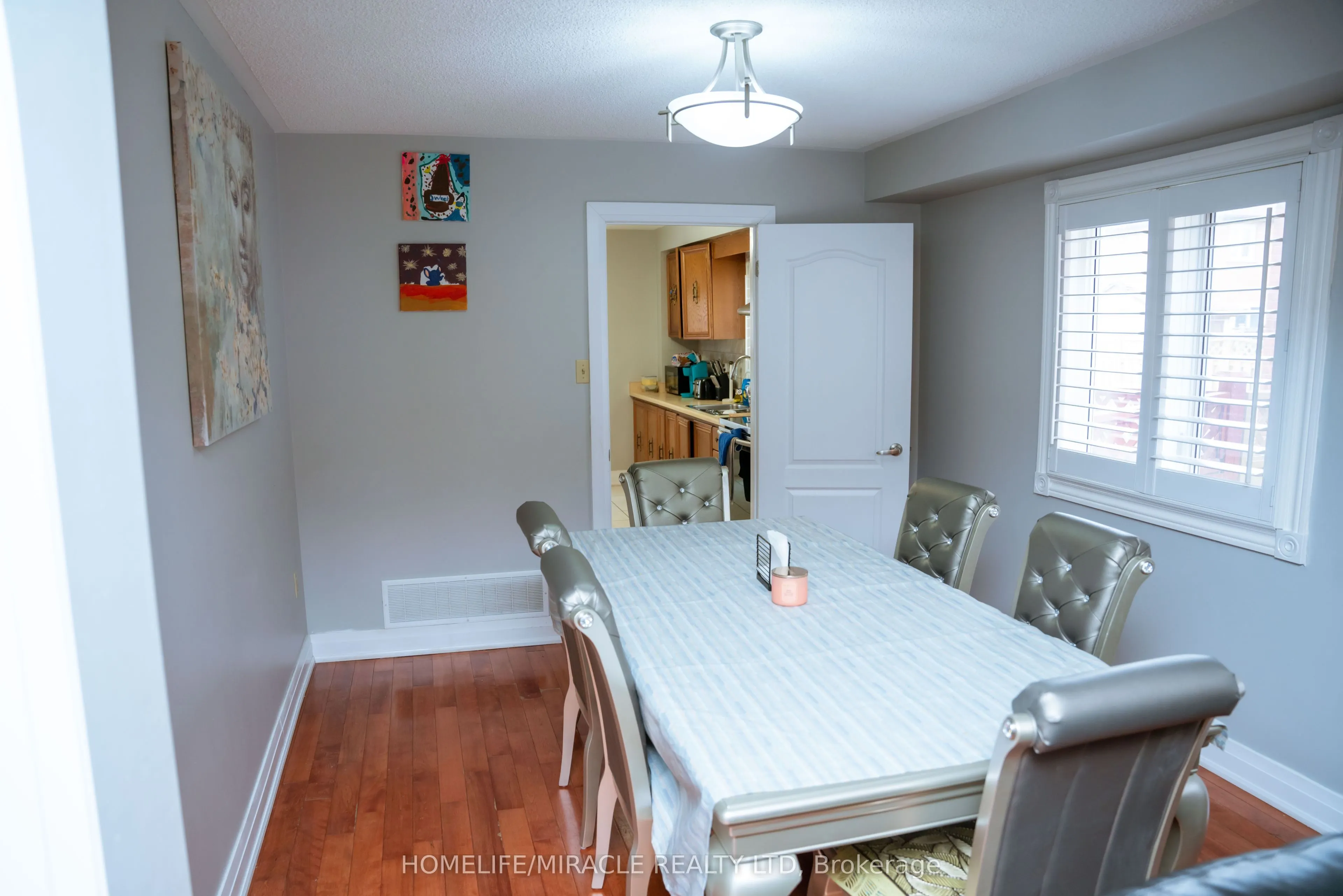 52 Creditstone Road